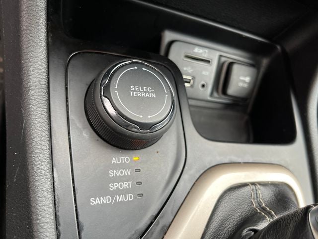 2016 Jeep Cherokee Latitude