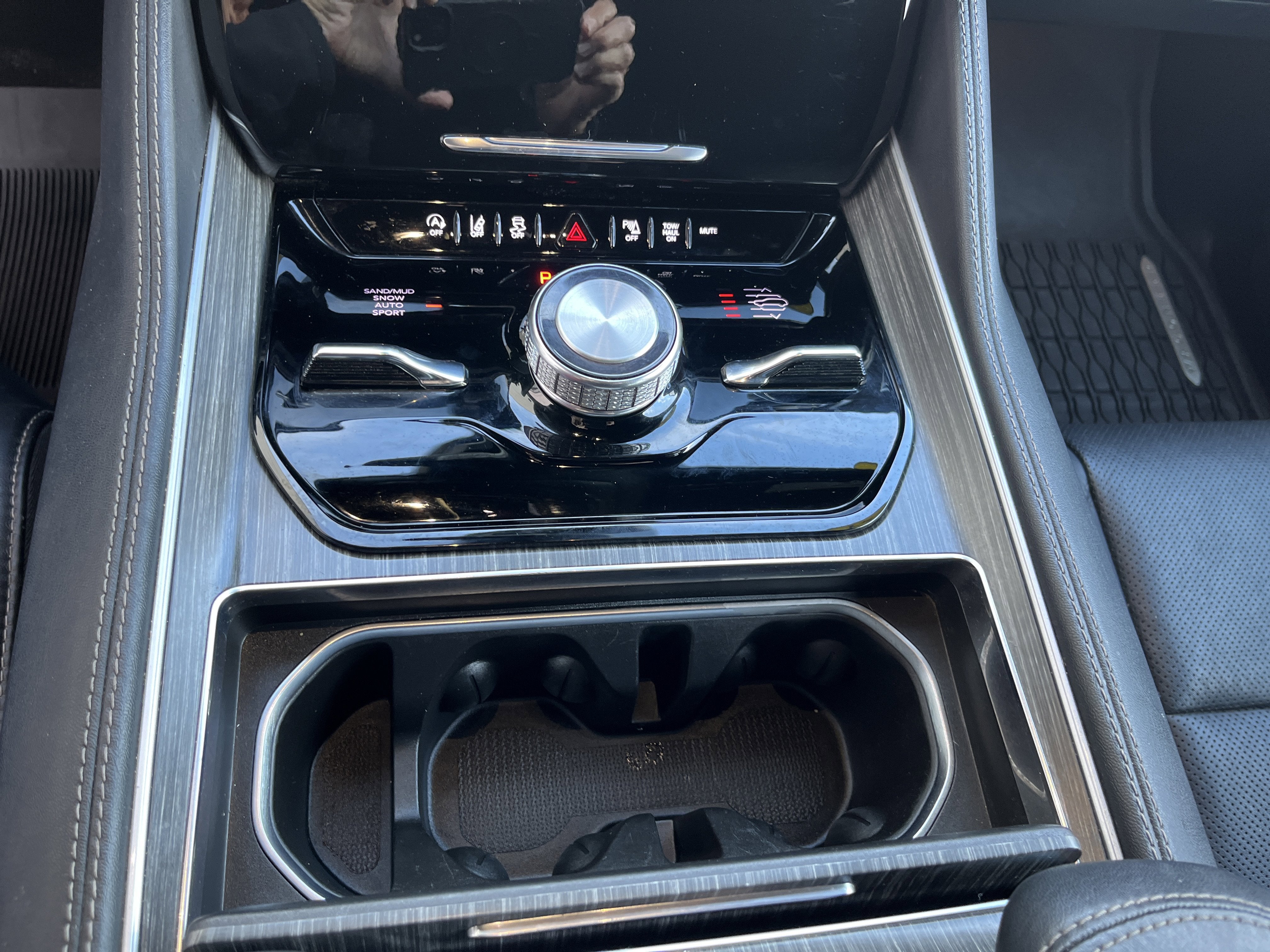 2024 Jeep Wagoneer L Series III