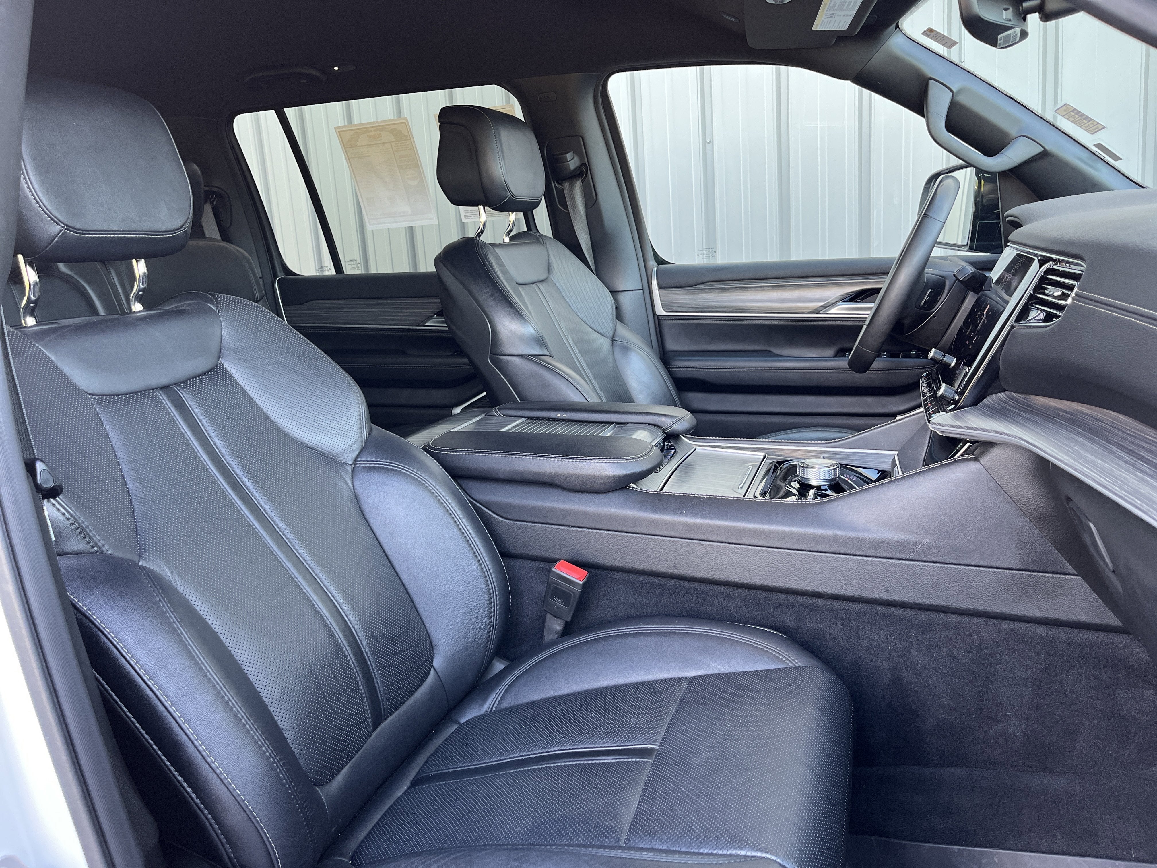 2024 Jeep Wagoneer L Series III