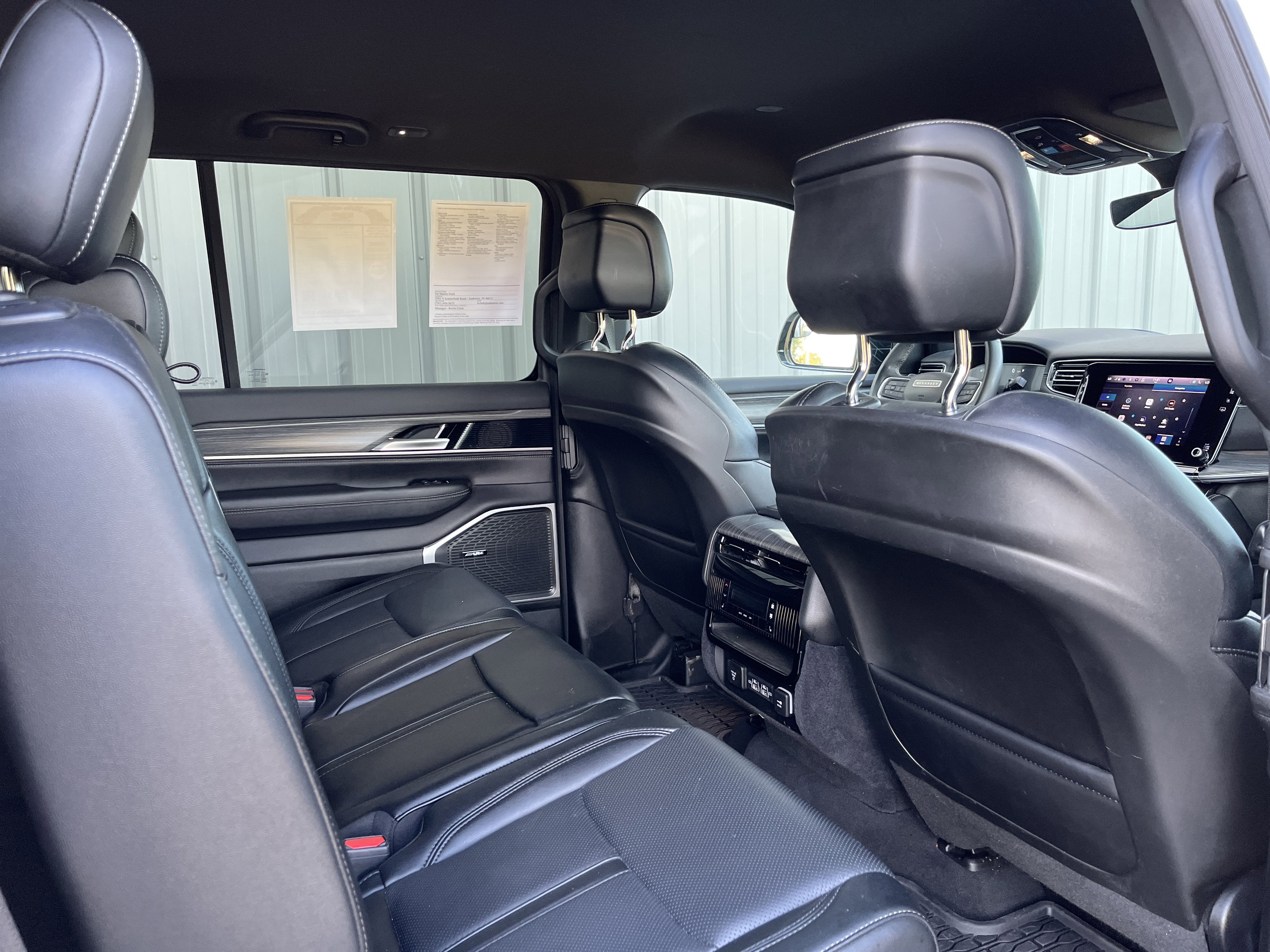 2024 Jeep Wagoneer L Series III