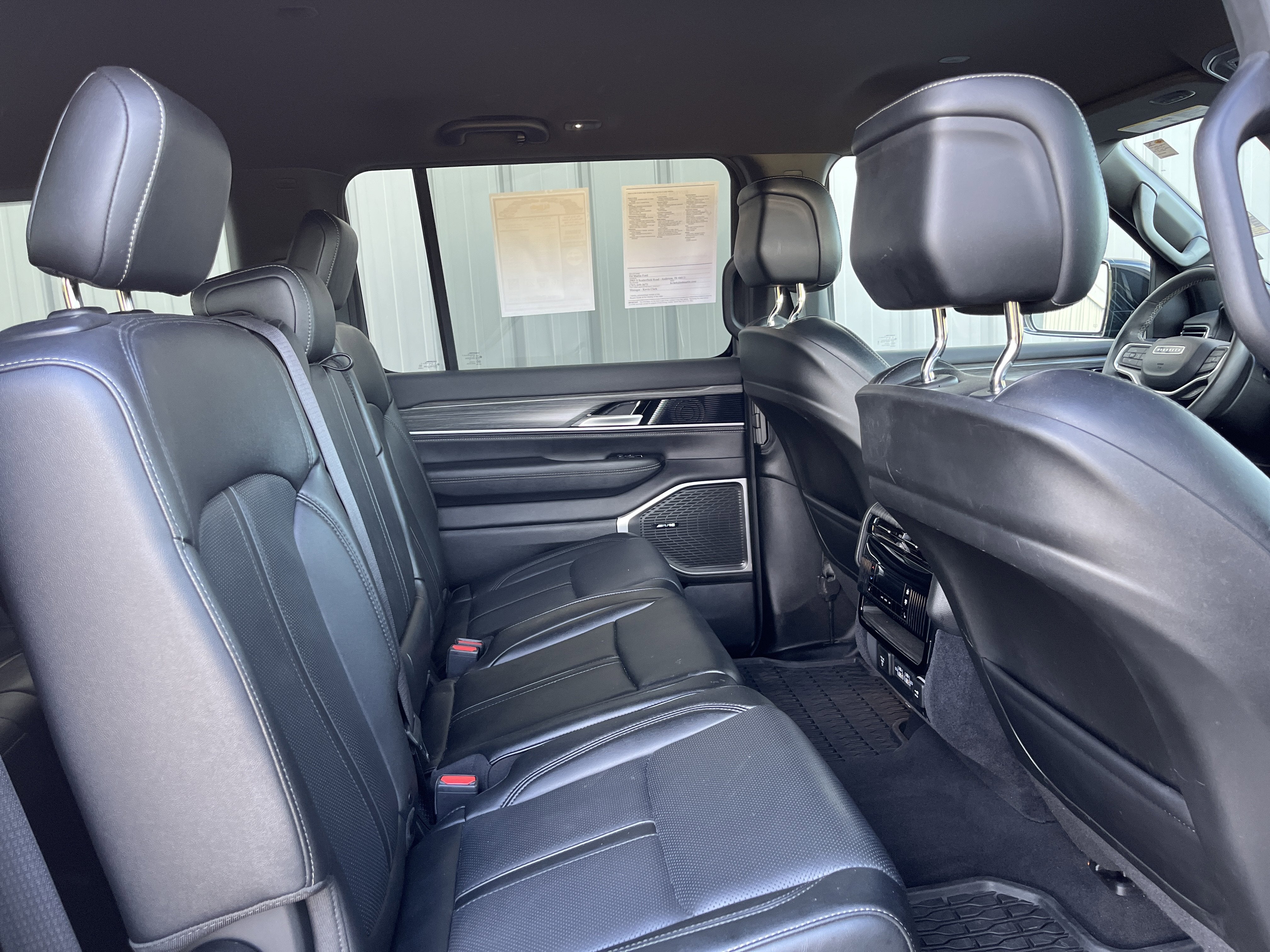 2024 Jeep Wagoneer L Series III