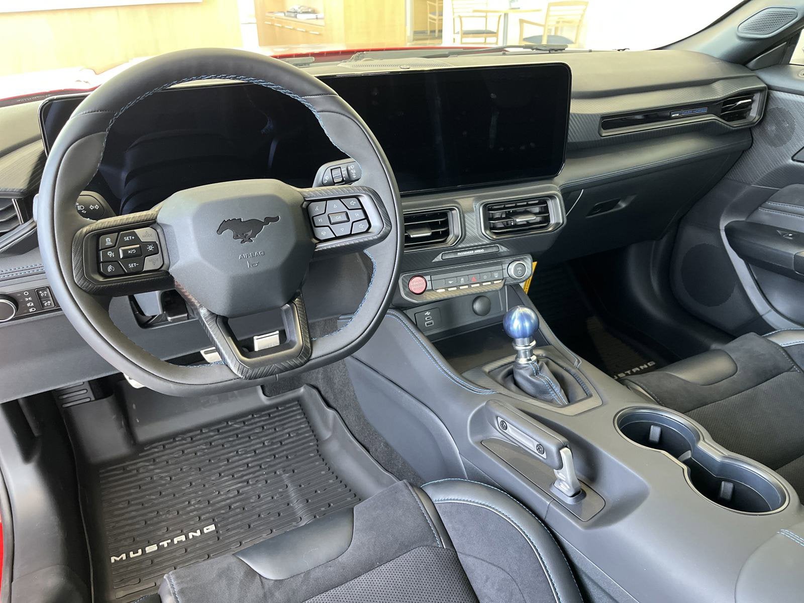 2025 Ford Mustang Dark Horse