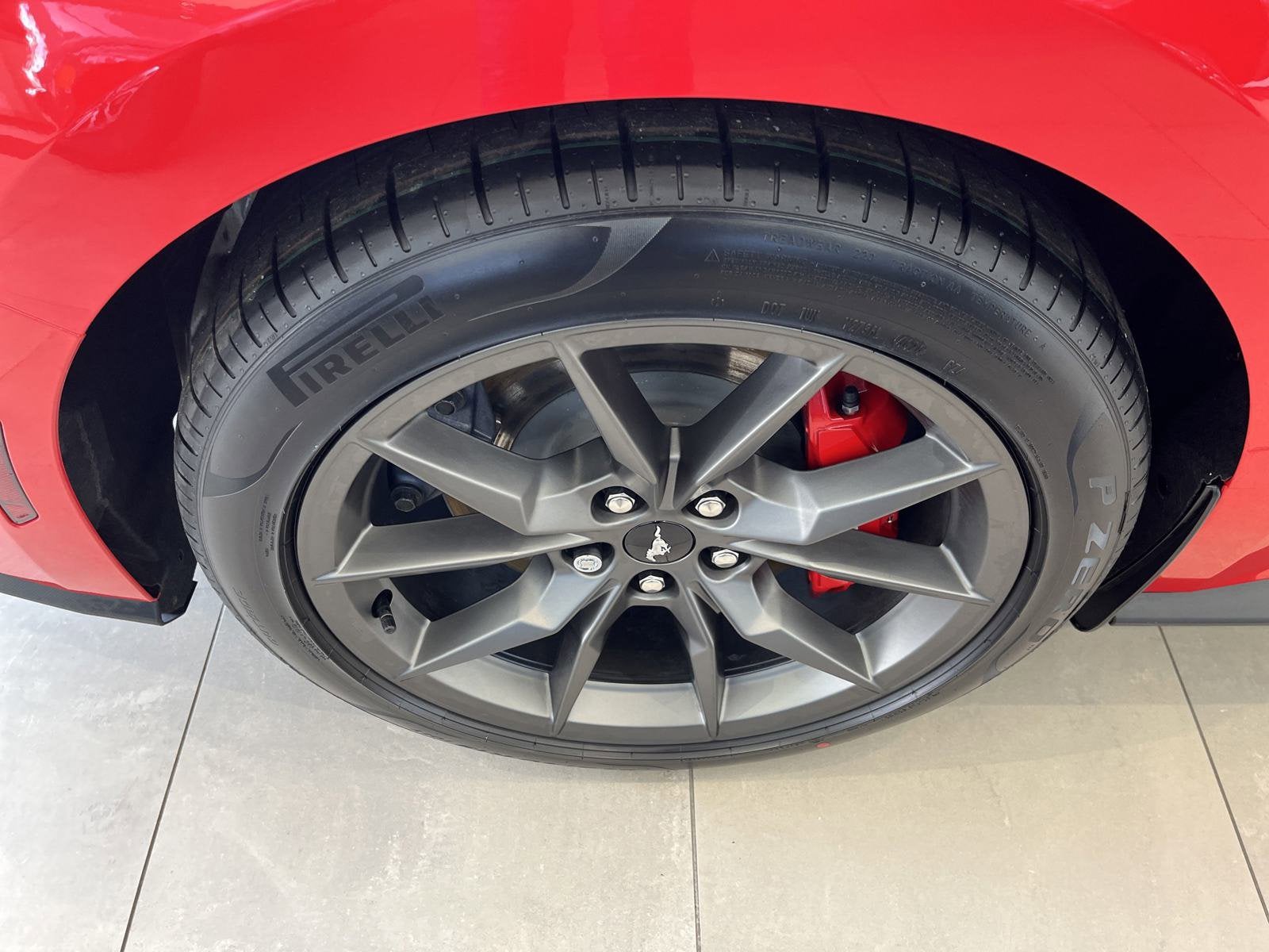 2025 Ford Mustang Dark Horse