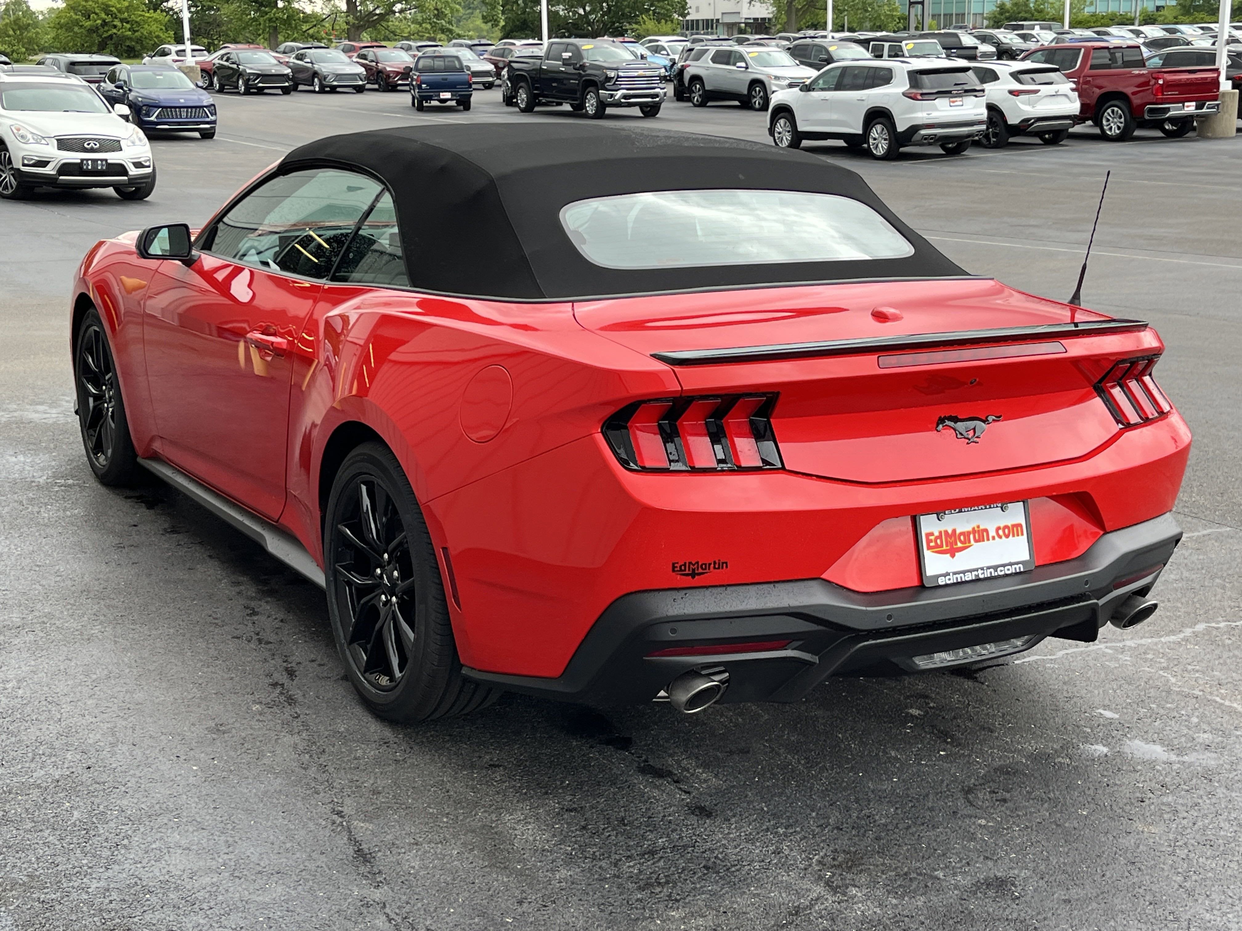 2025 Ford Mustang EcoBoost