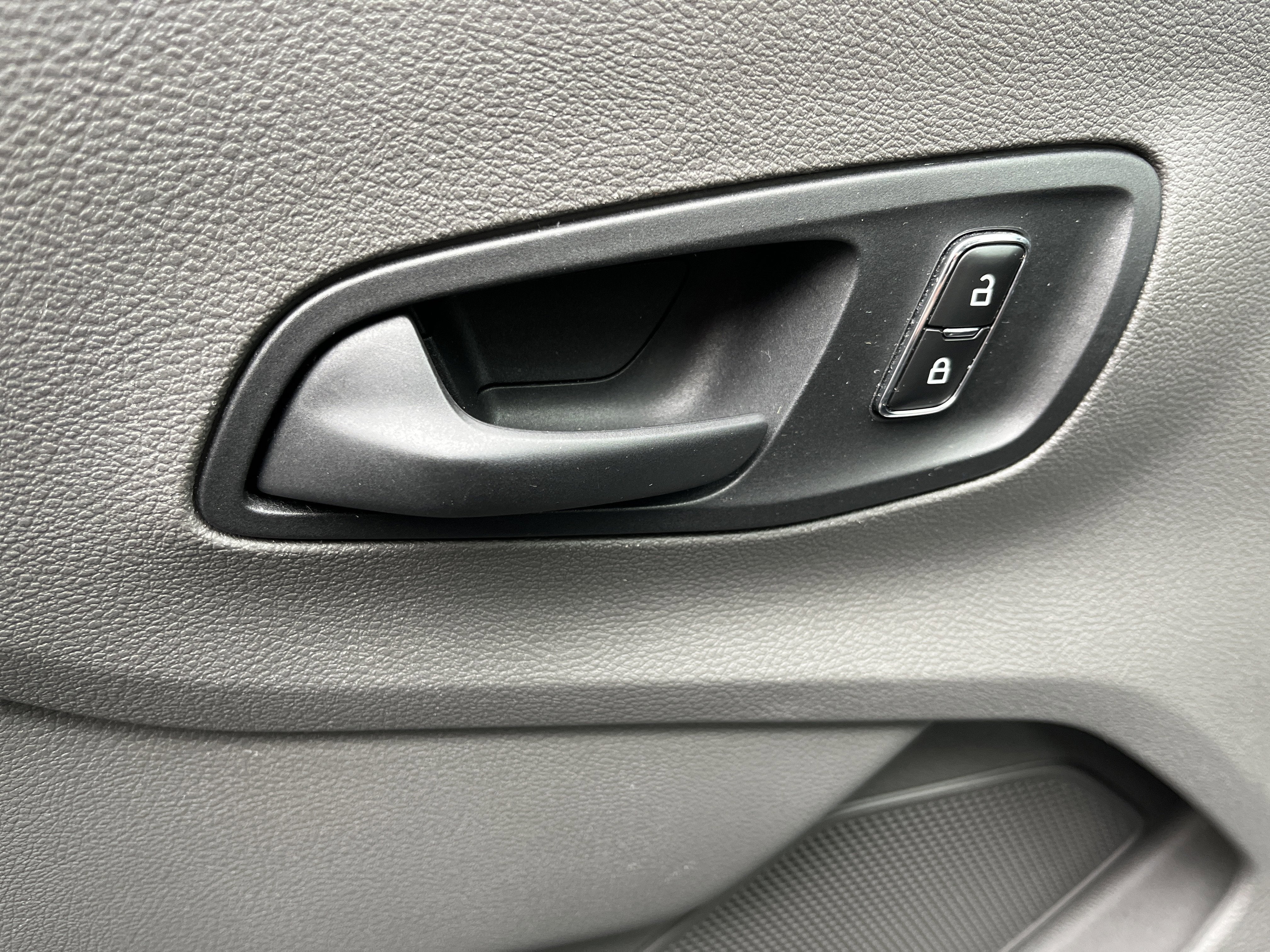 2023 Ford Transit Passenger Wagon XLT