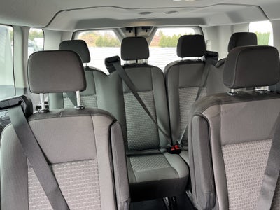 2023 Ford Transit Passenger Wagon XLT