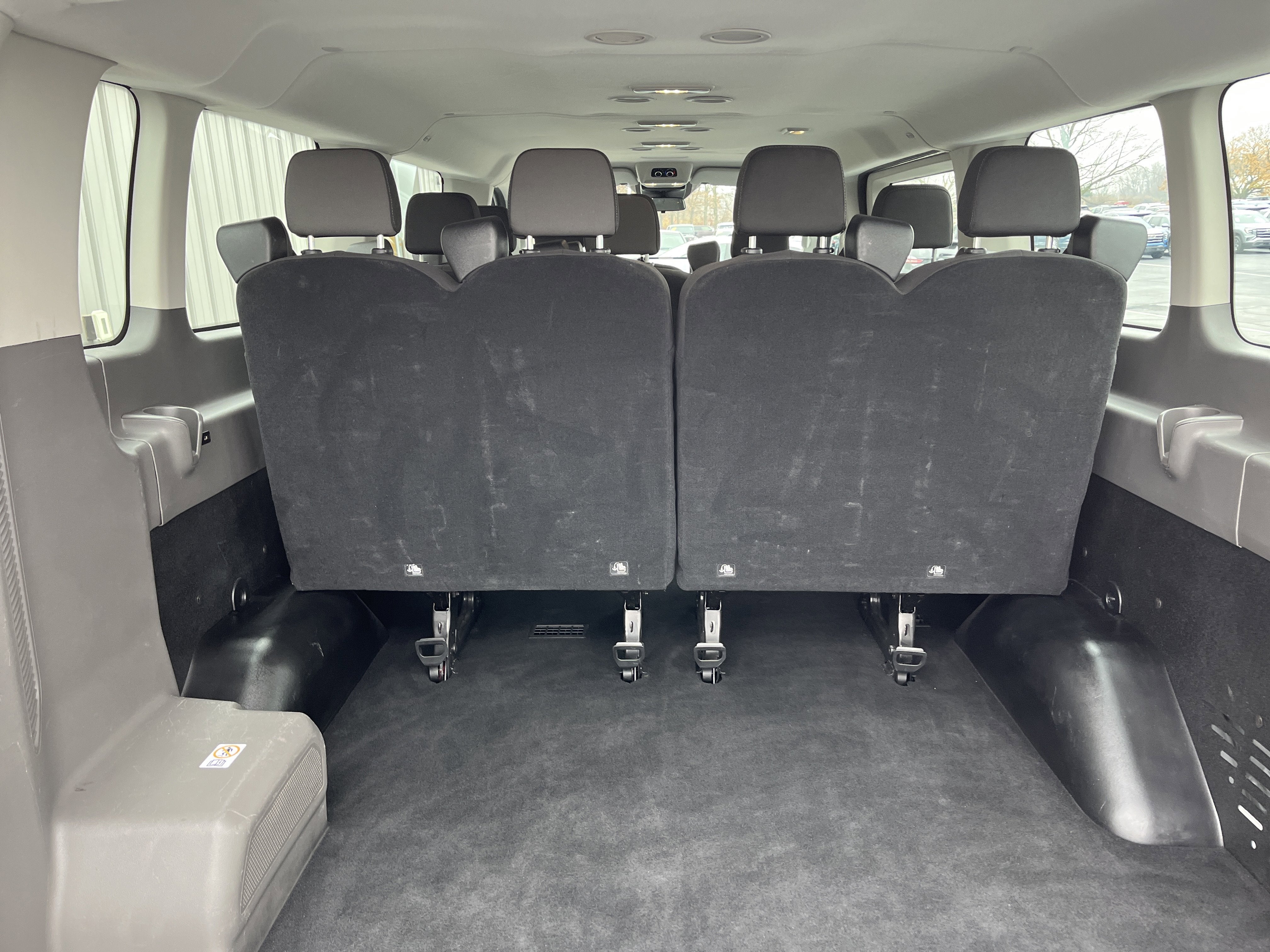 2023 Ford Transit Passenger Wagon XLT