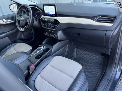 2022 Ford Escape Hybrid Titanium