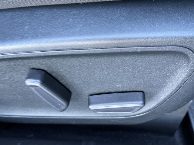 2022 Ford Escape Hybrid Titanium