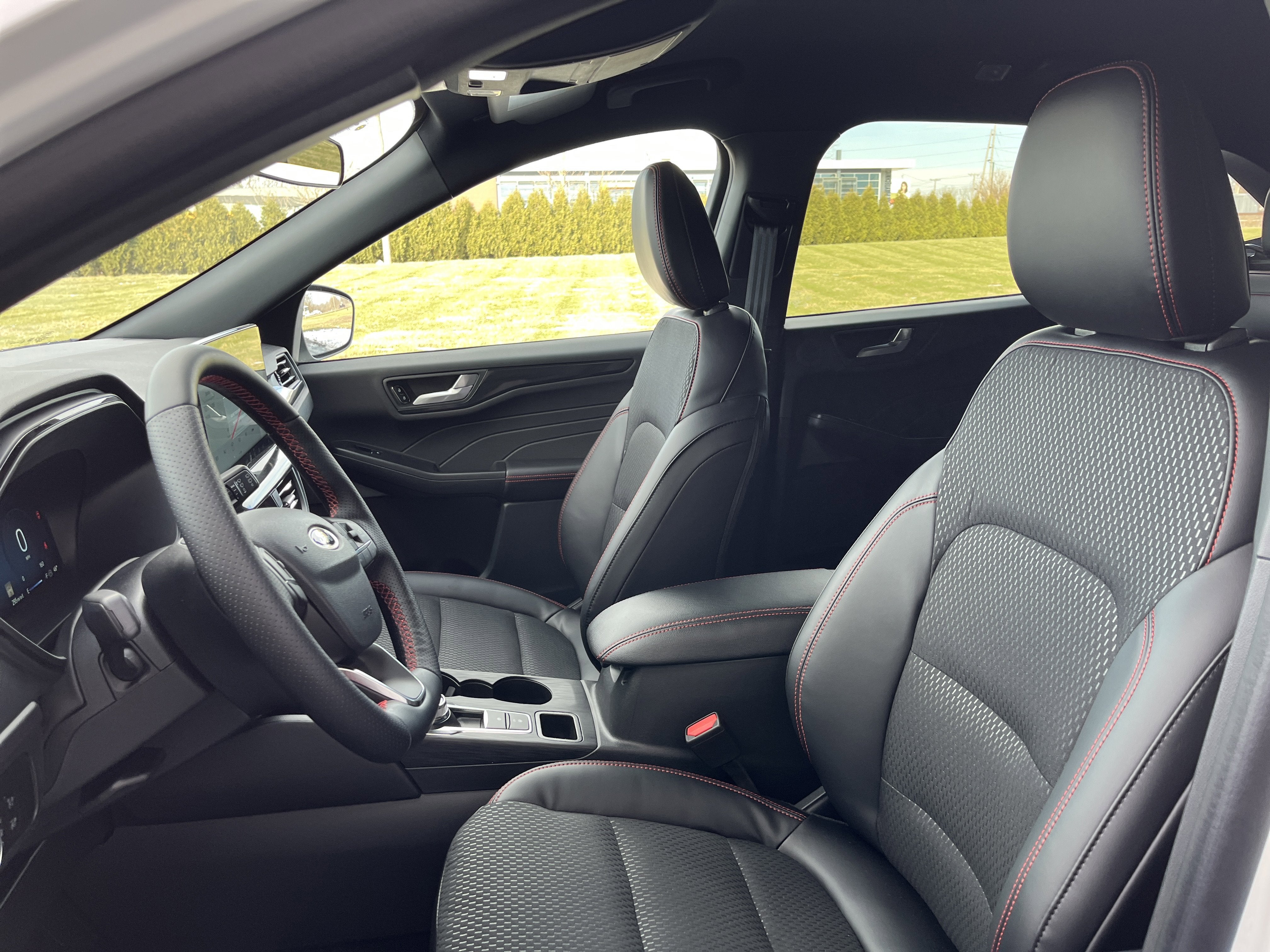 2026 Ford Escape ST-Line Select