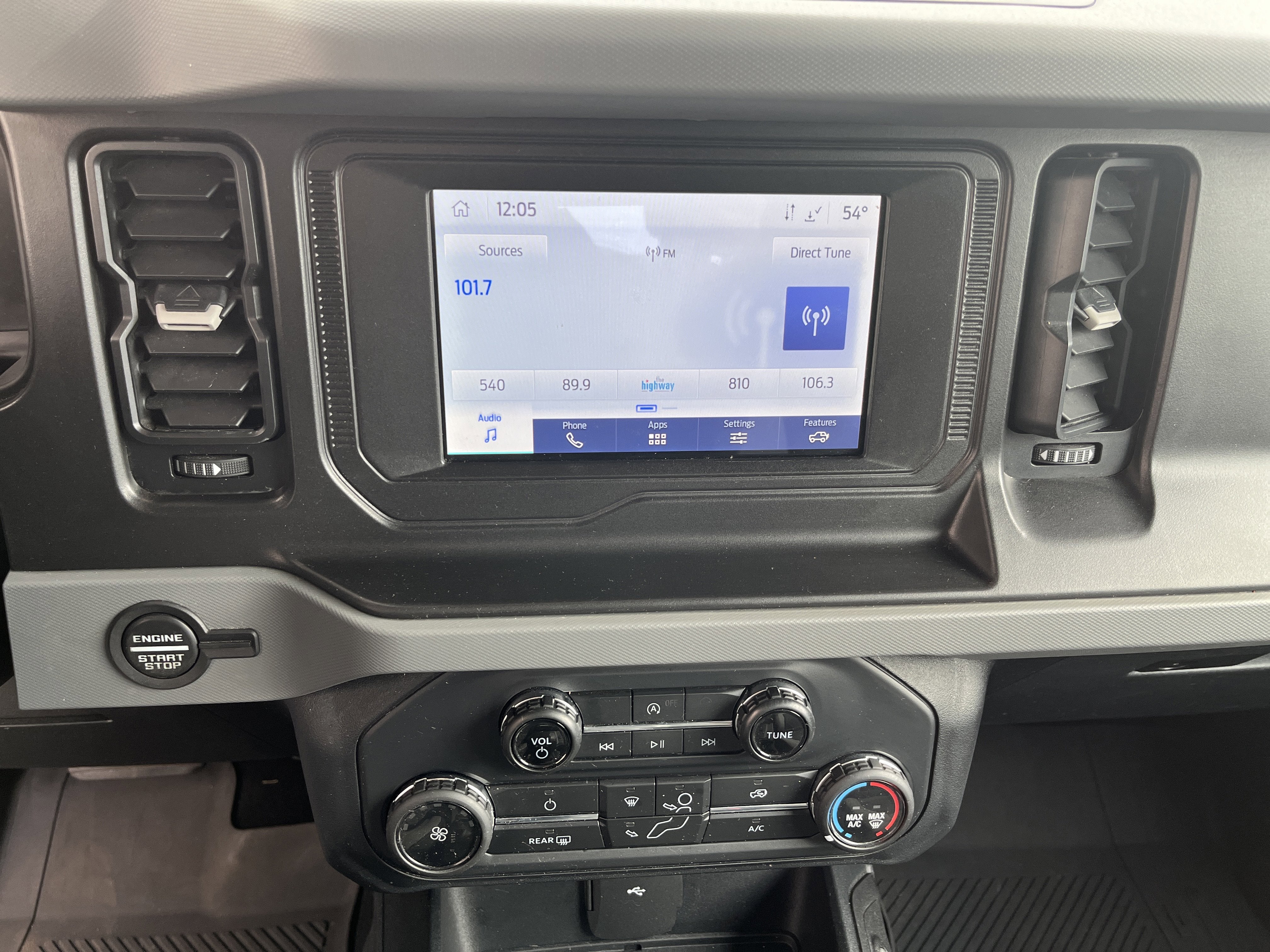 2022 Ford Bronco Base