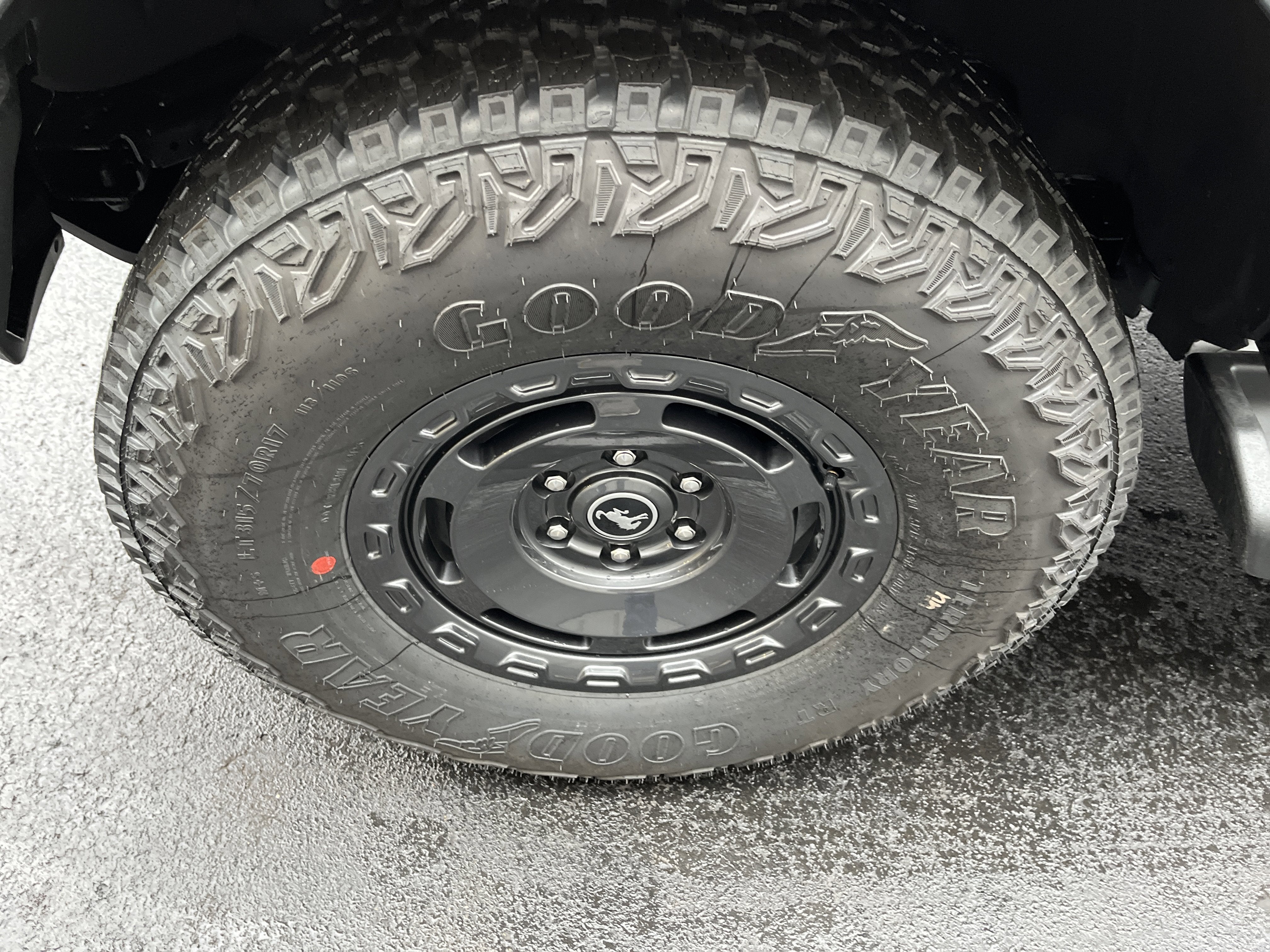 2025 Ford Bronco Outer Banks