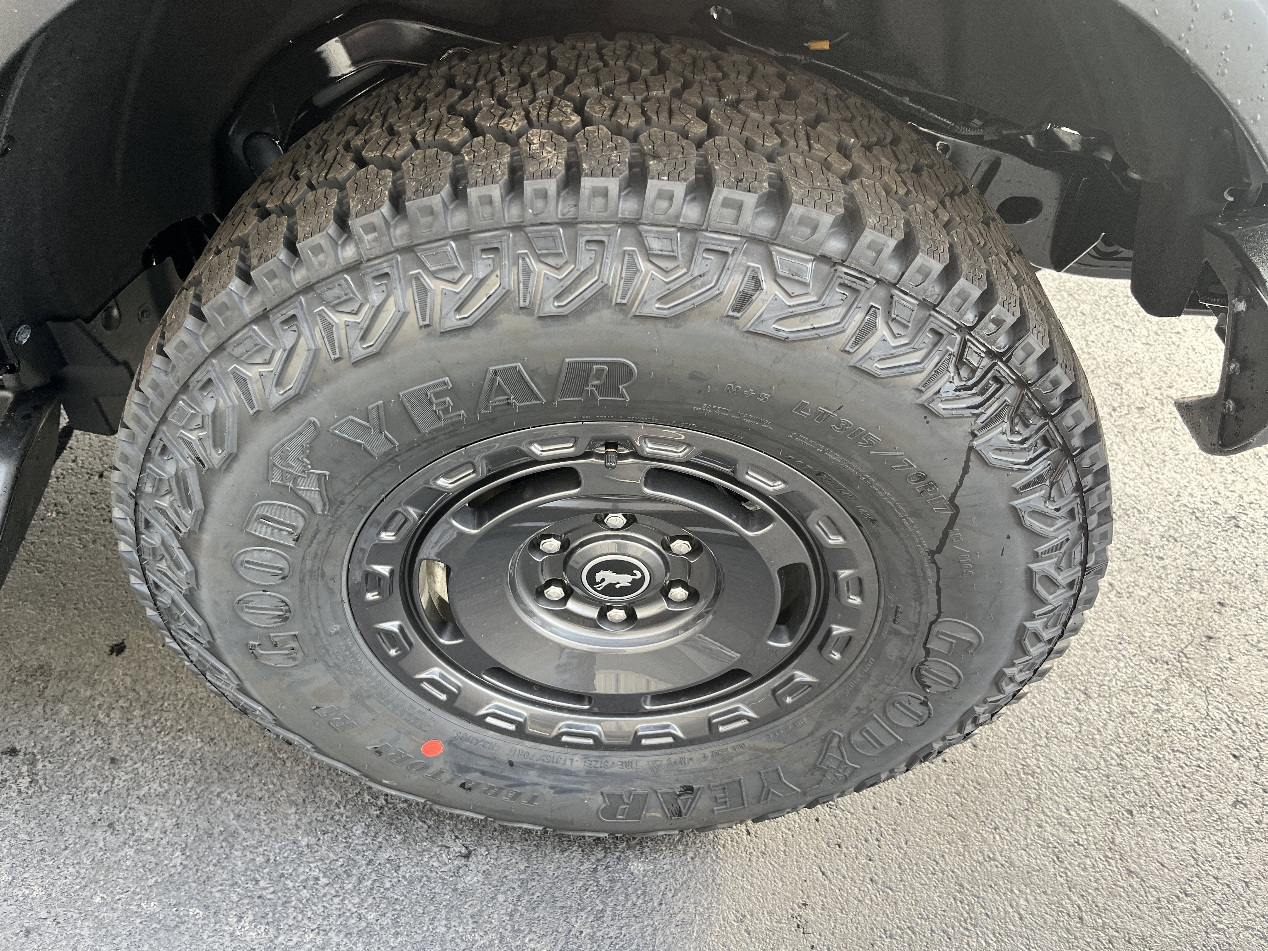 2025 Ford Bronco Outer Banks