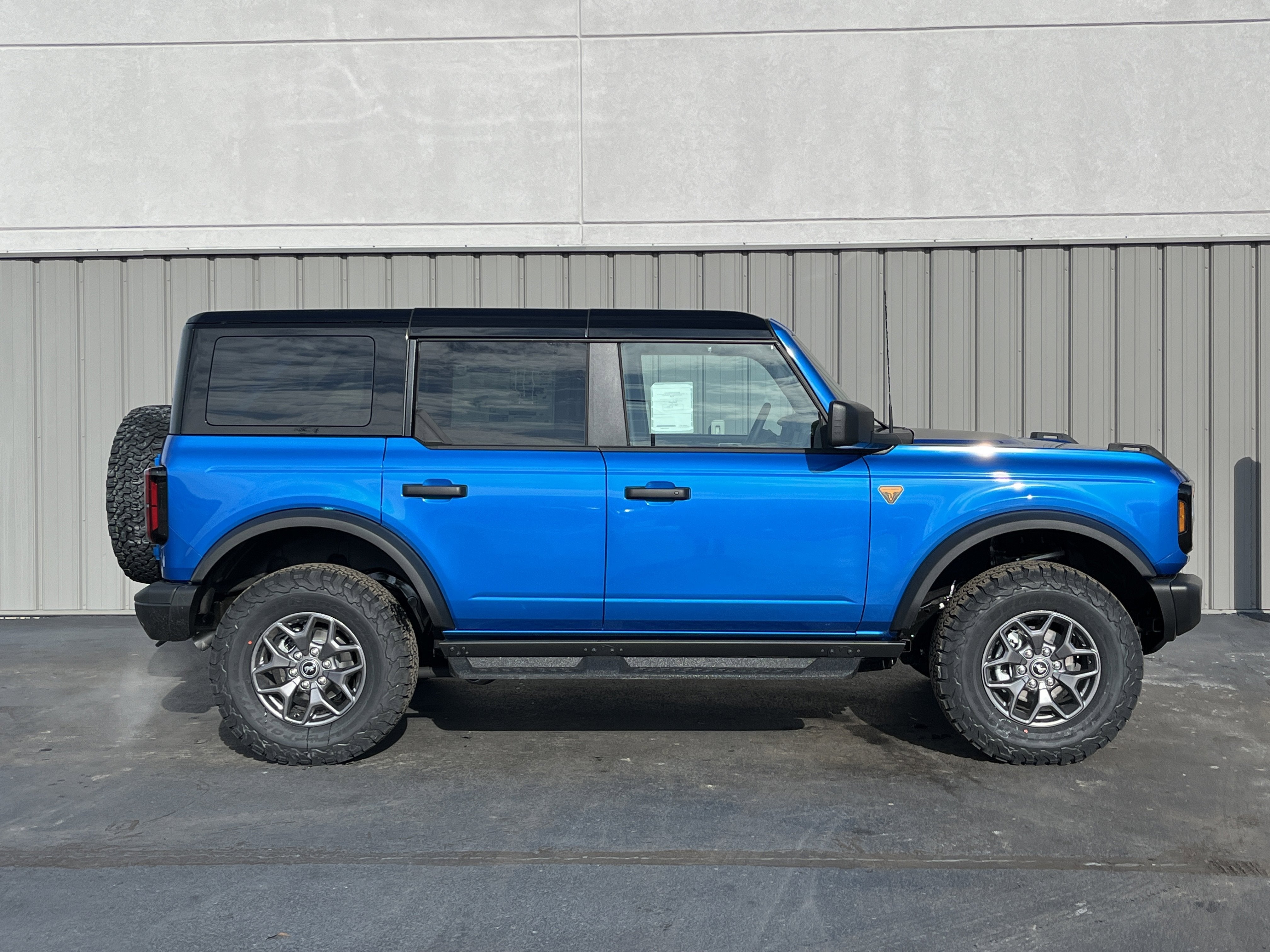 2025 Ford Bronco Badlands