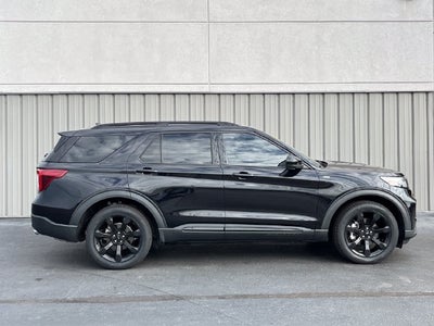 2023 Ford Explorer ST-Line