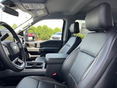 2026 Ford F-350SD Lariat