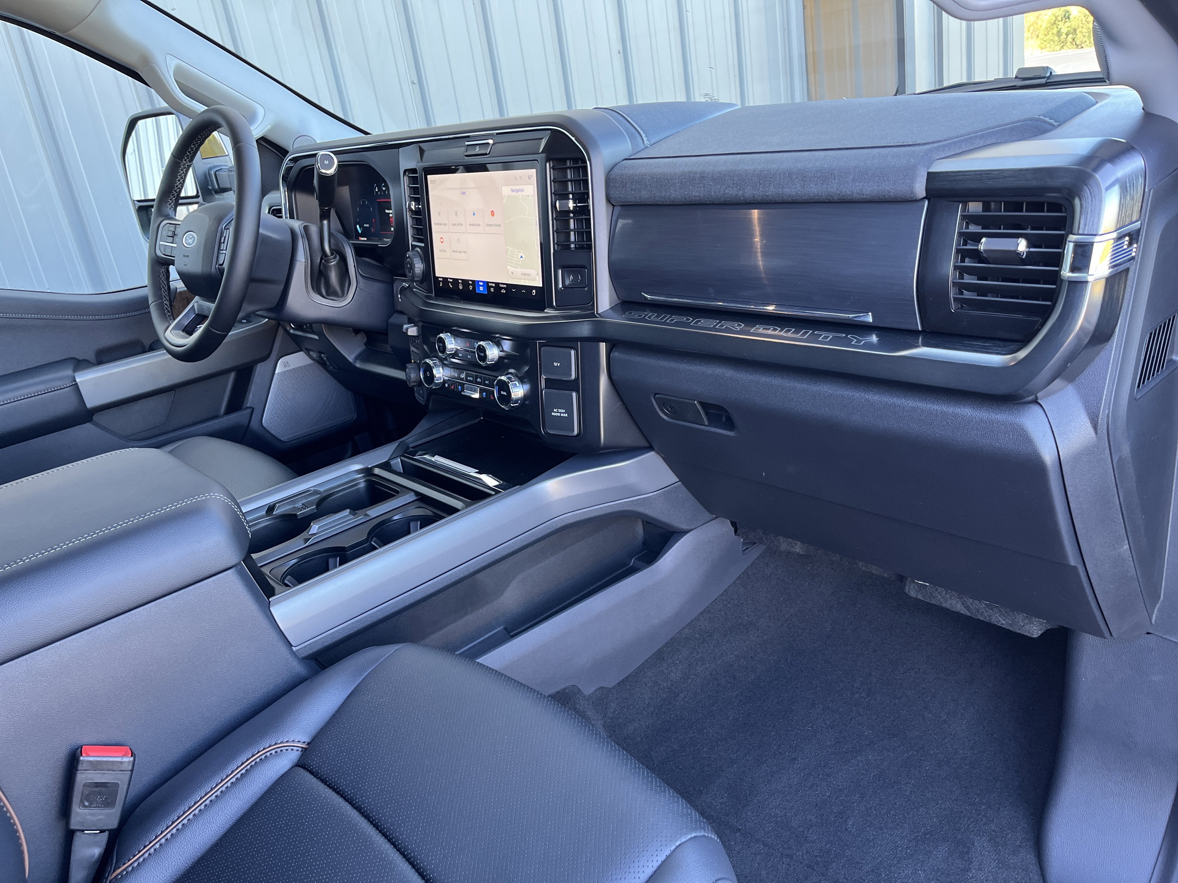 2026 Ford Super Duty F-350 SRW LARIAT