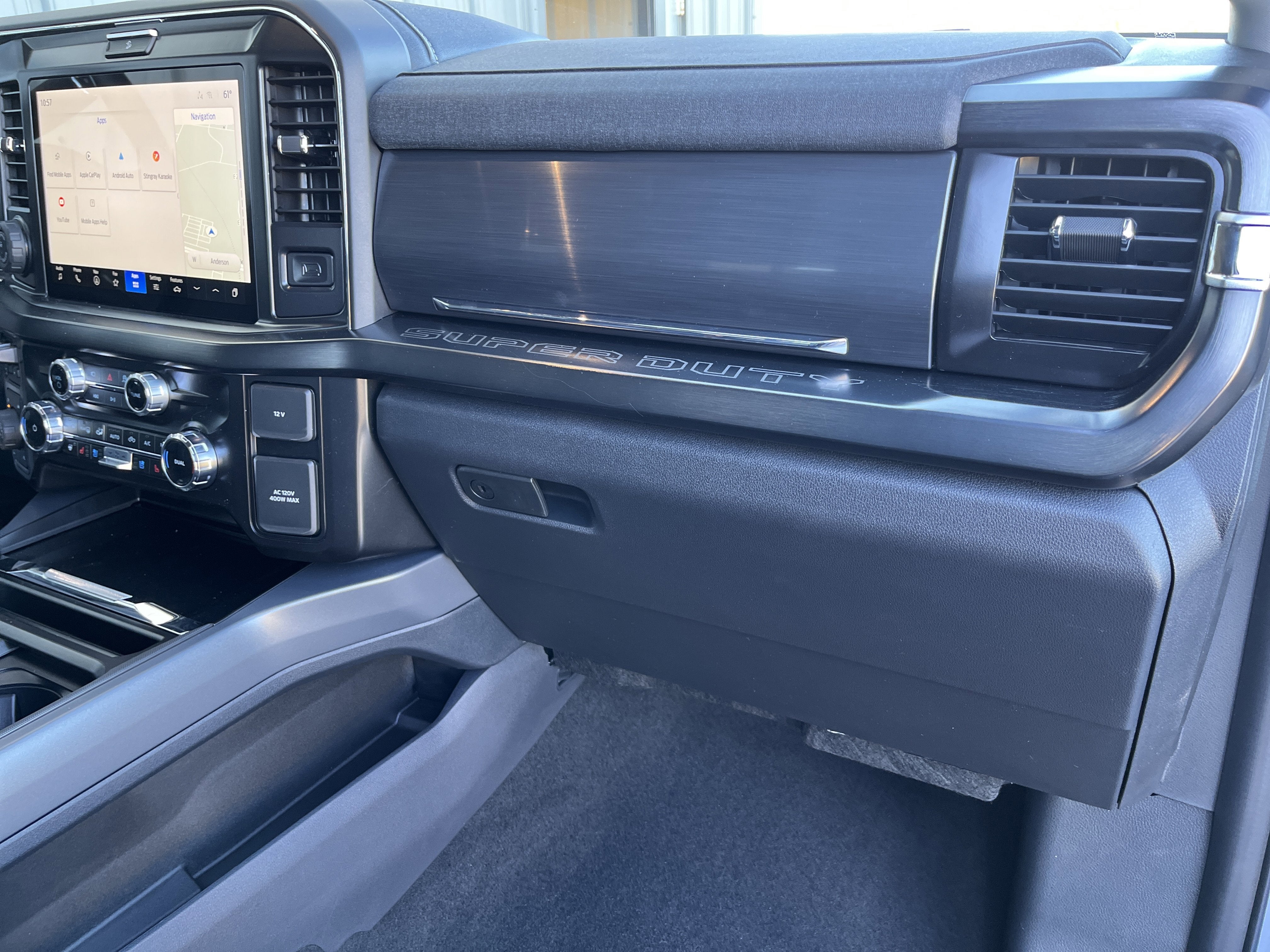 2026 Ford Super Duty F-350 SRW LARIAT