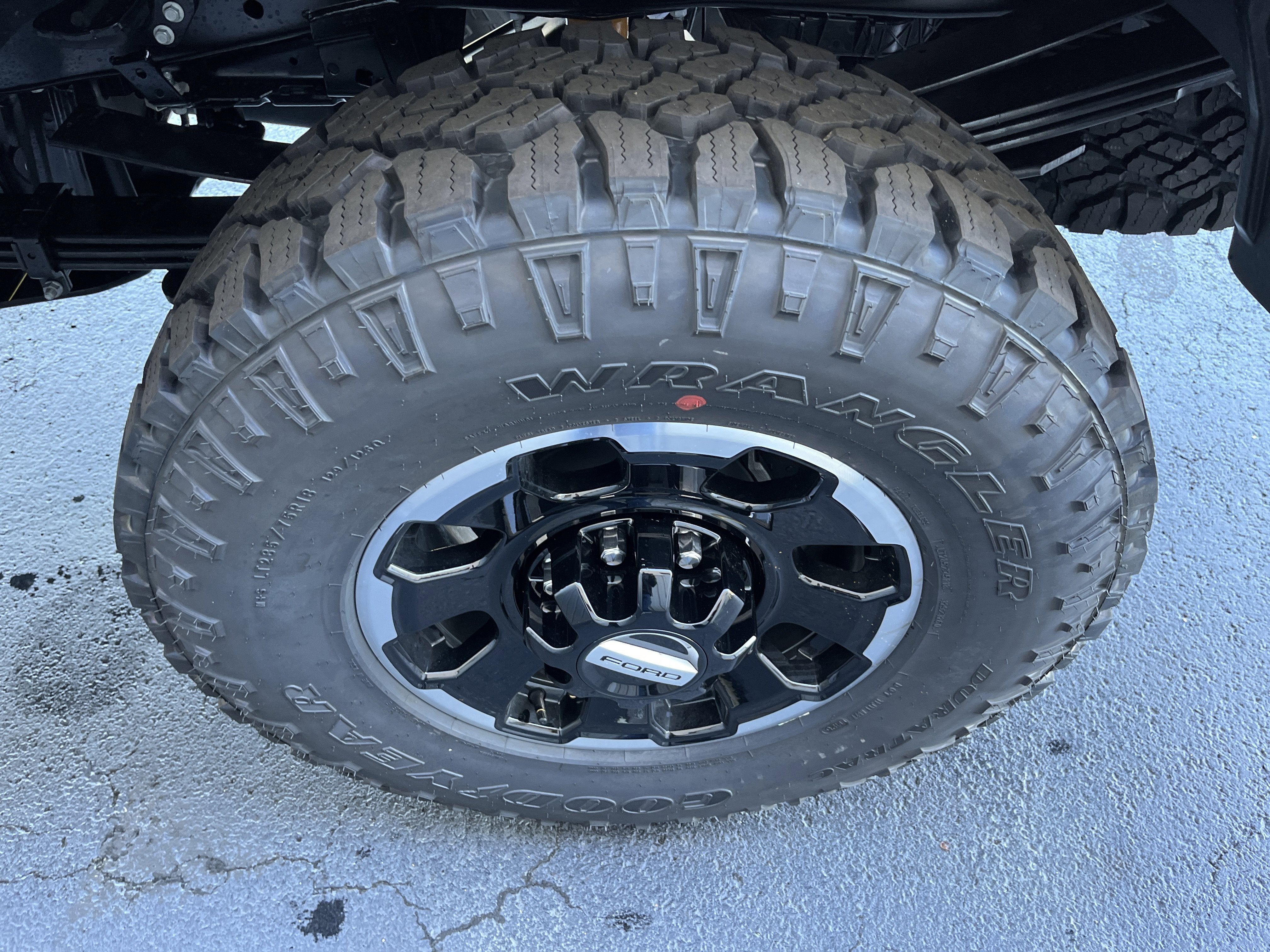 2026 Ford Super Duty F-350 SRW LARIAT