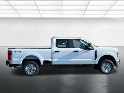 2027 Ford F-350SD XL