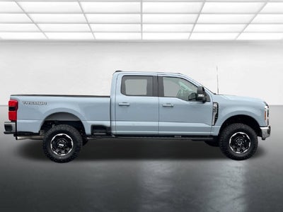 2025 Ford F-350SD Lariat
