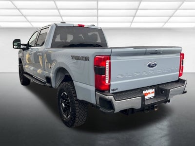 2025 Ford F-350SD Lariat