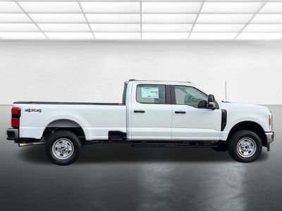 2027 Ford F-350SD XL