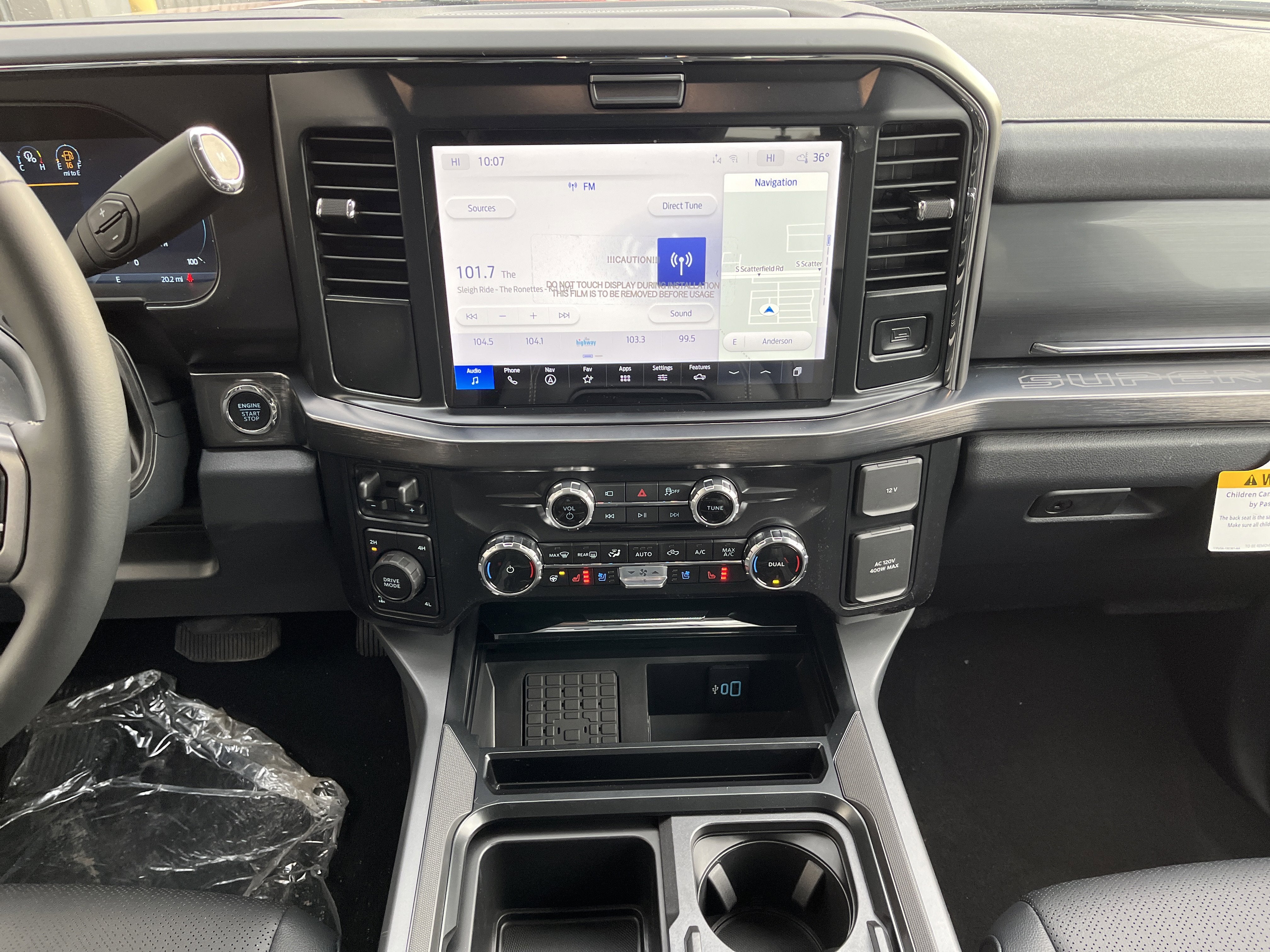 2026 Ford Super Duty F-350 SRW LARIAT