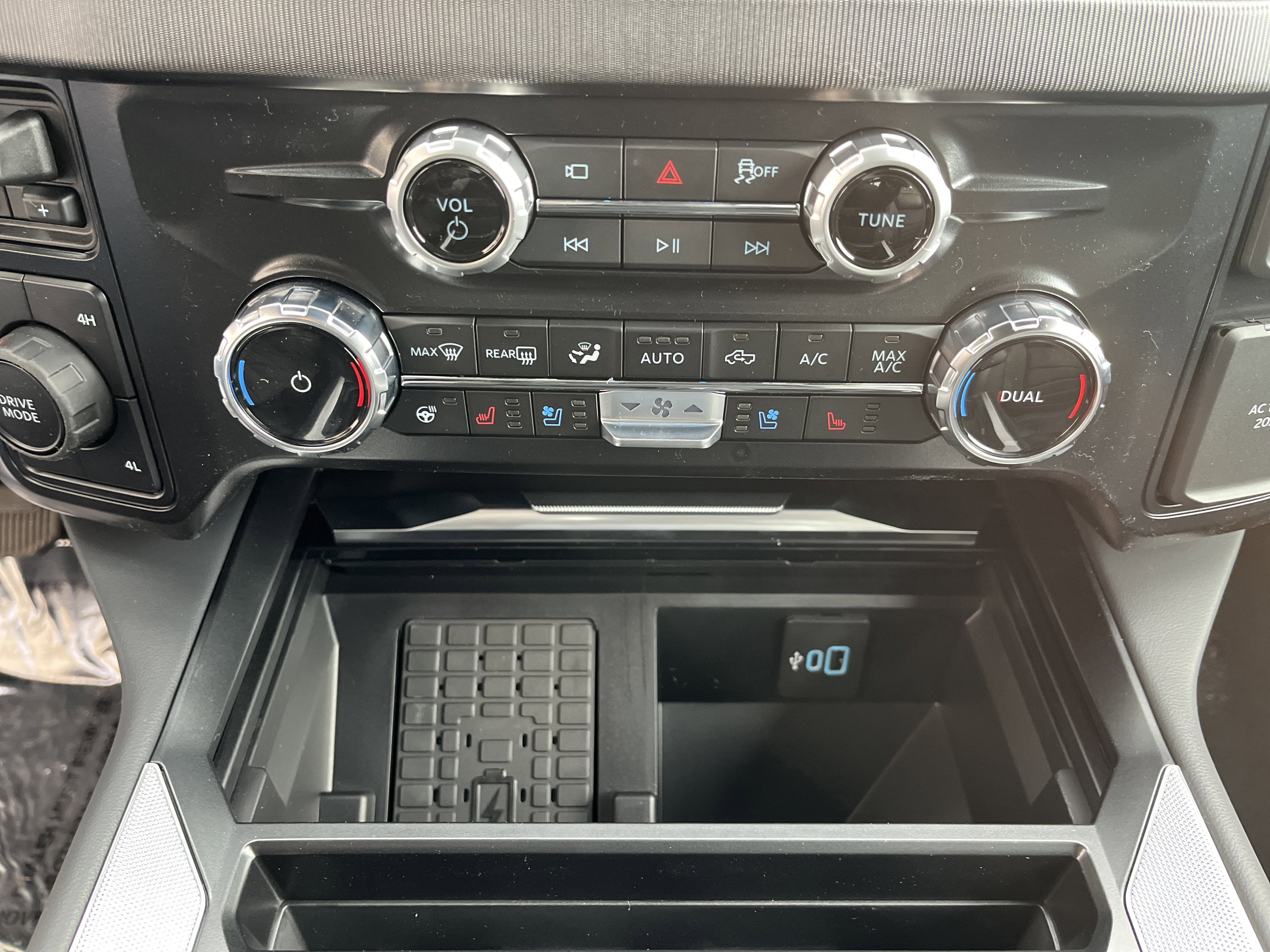 2026 Ford Super Duty F-450 DRW Platinum