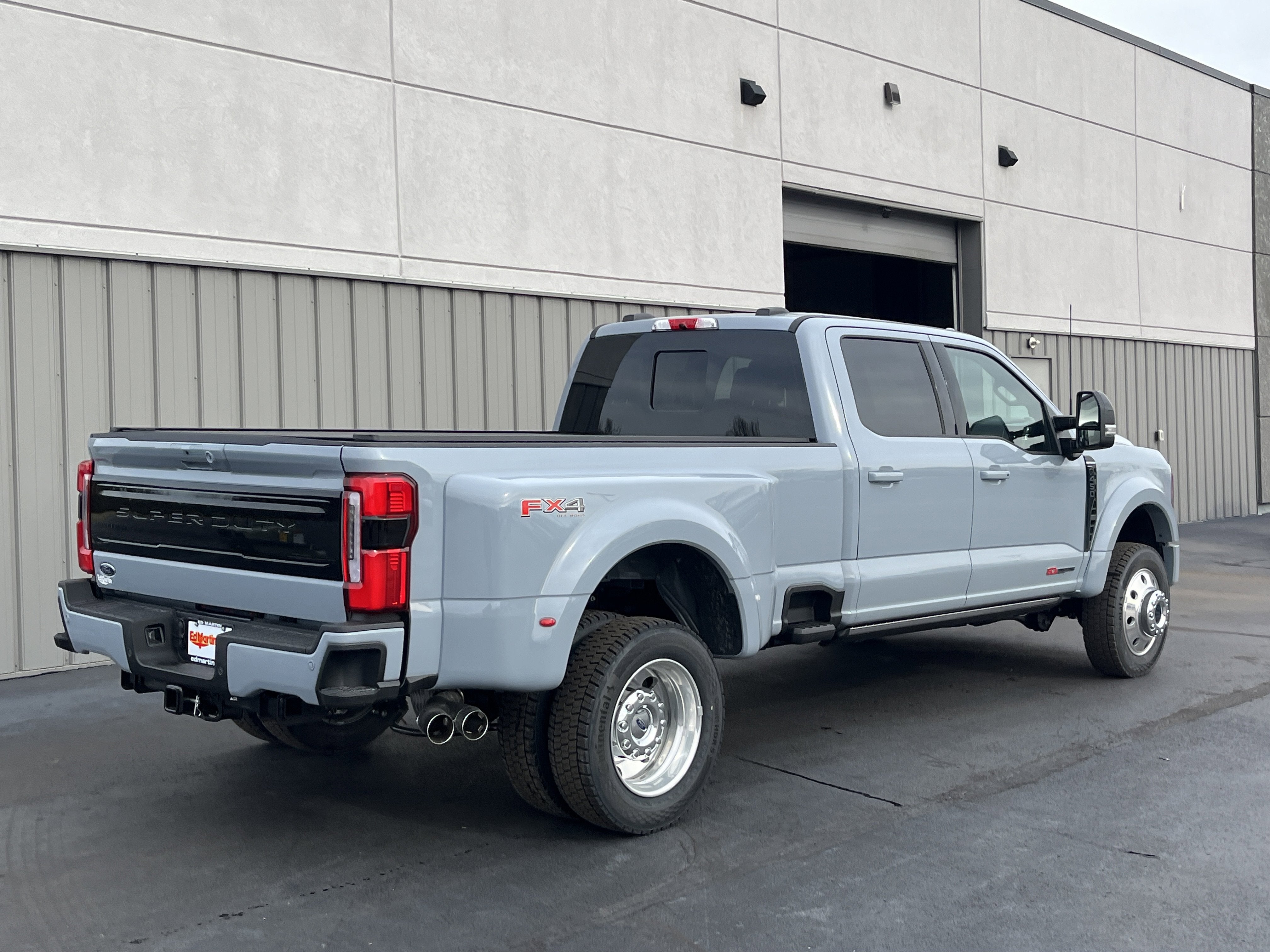 2026 Ford Super Duty F-450 DRW Platinum
