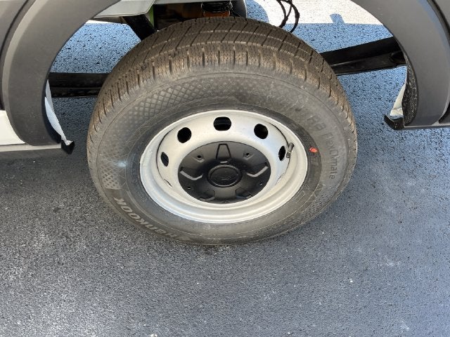 2027 Ford Transit-250 Base