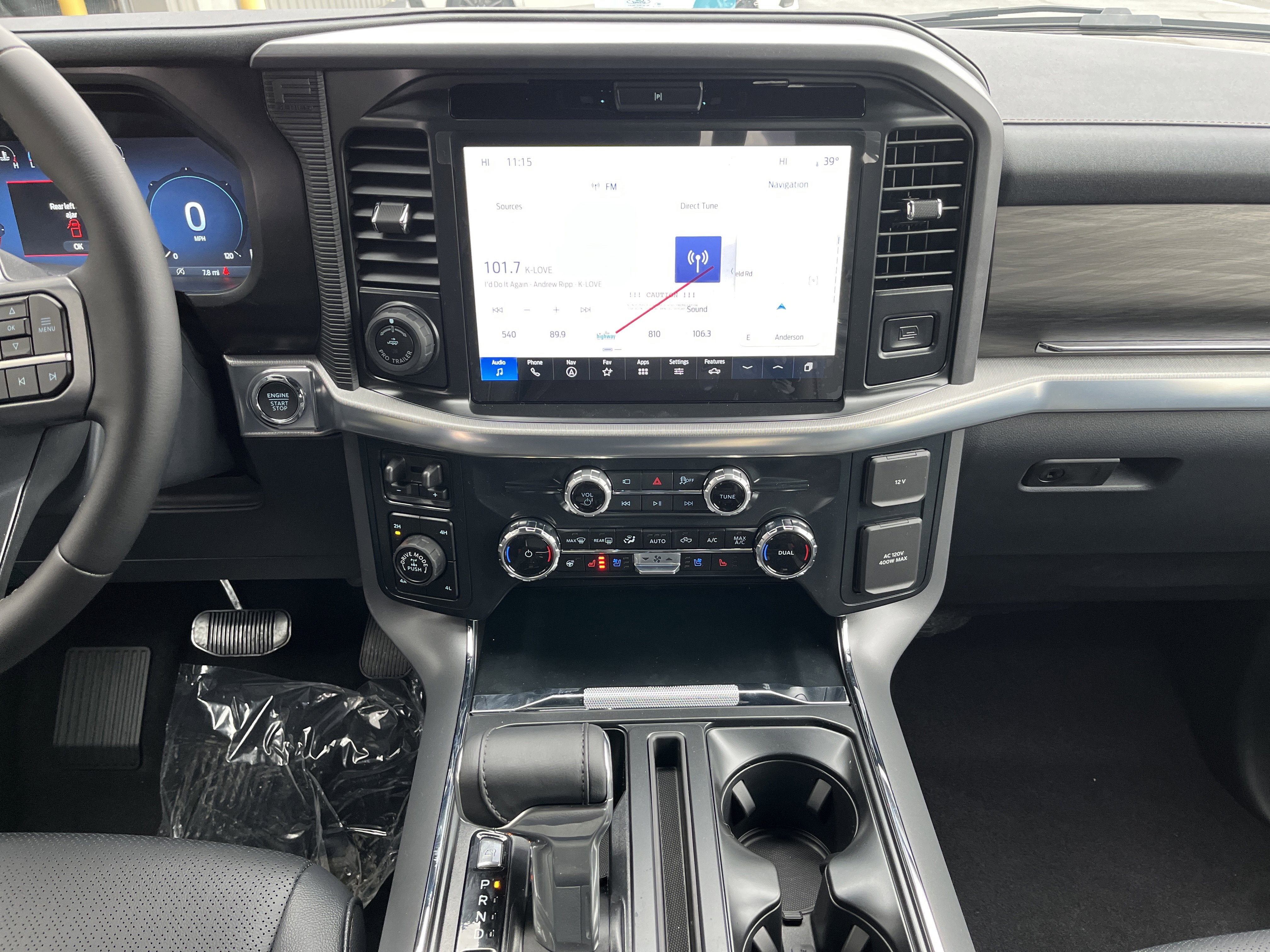 2025 Ford F-150 LARIAT