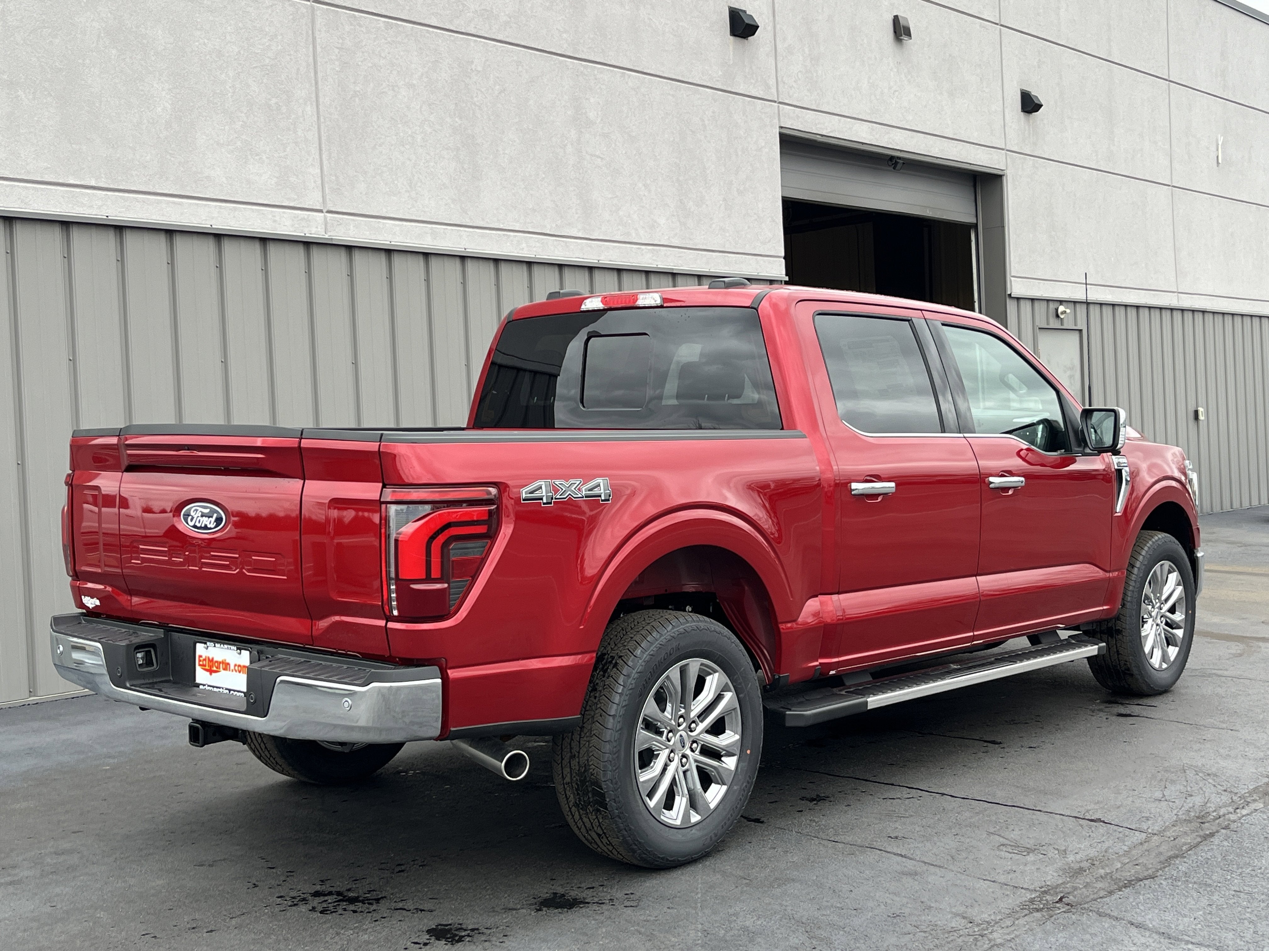 2025 Ford F-150 LARIAT