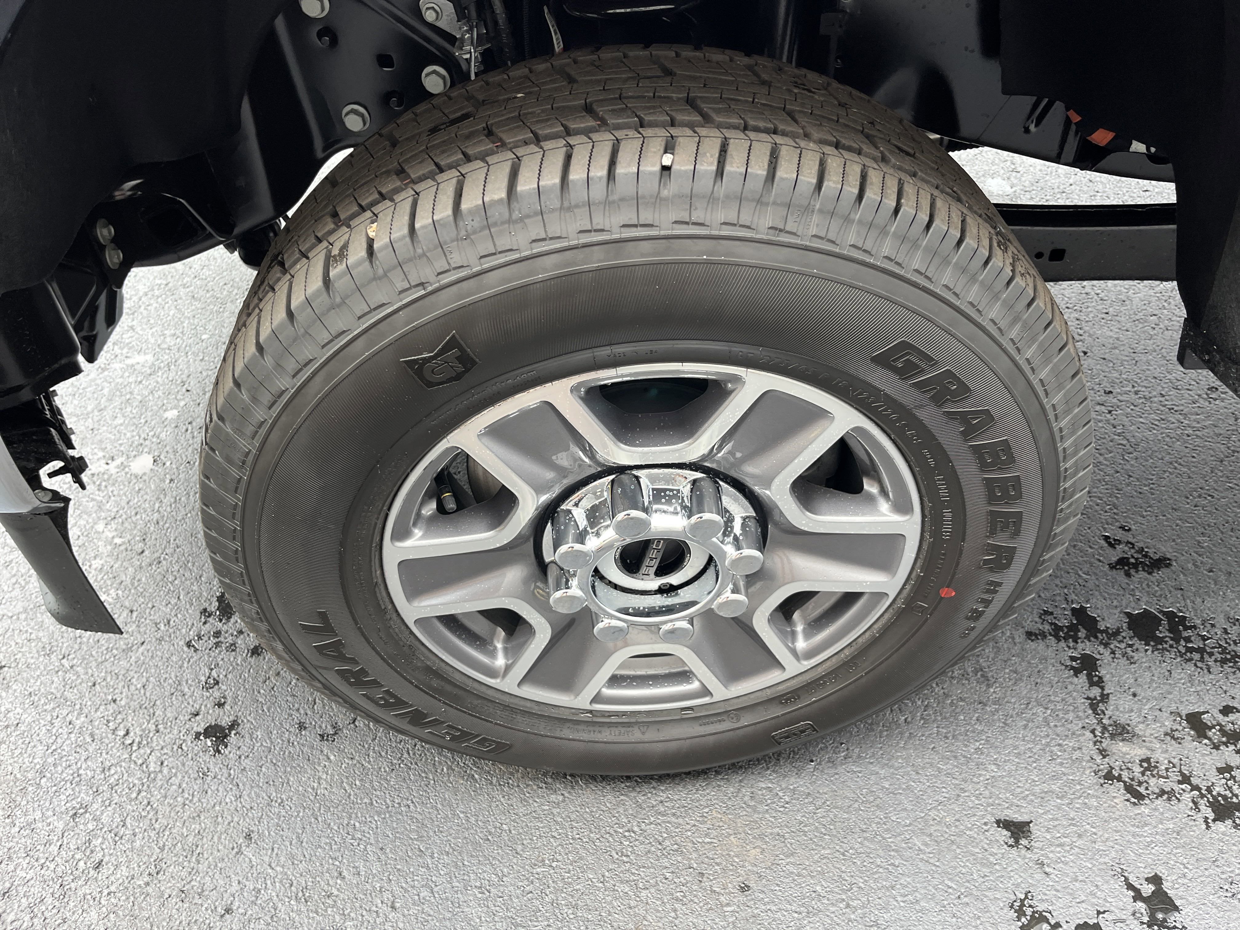 2025 Ford Super Duty F-250 SRW XLT