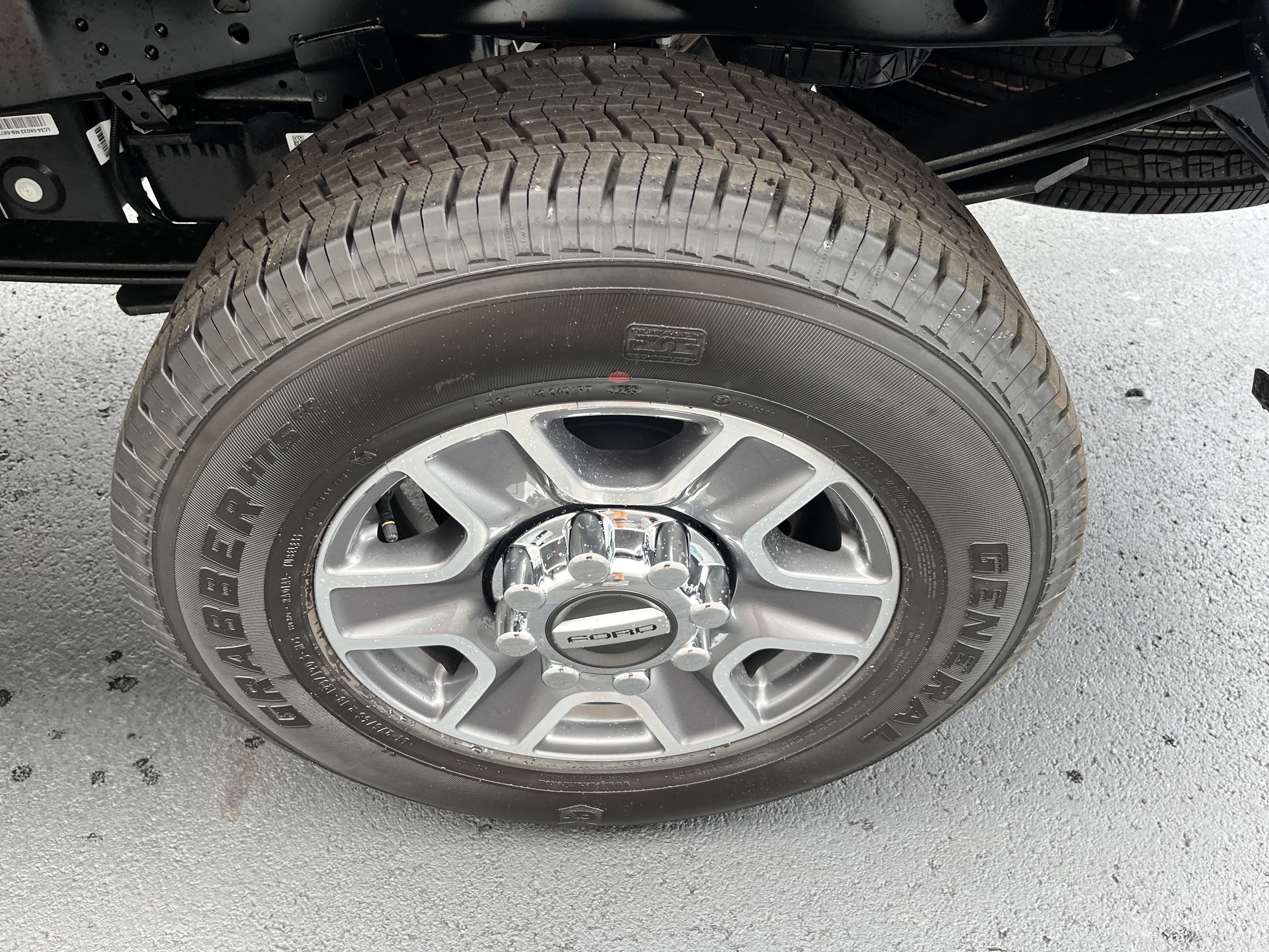 2025 Ford Super Duty F-250 SRW XLT