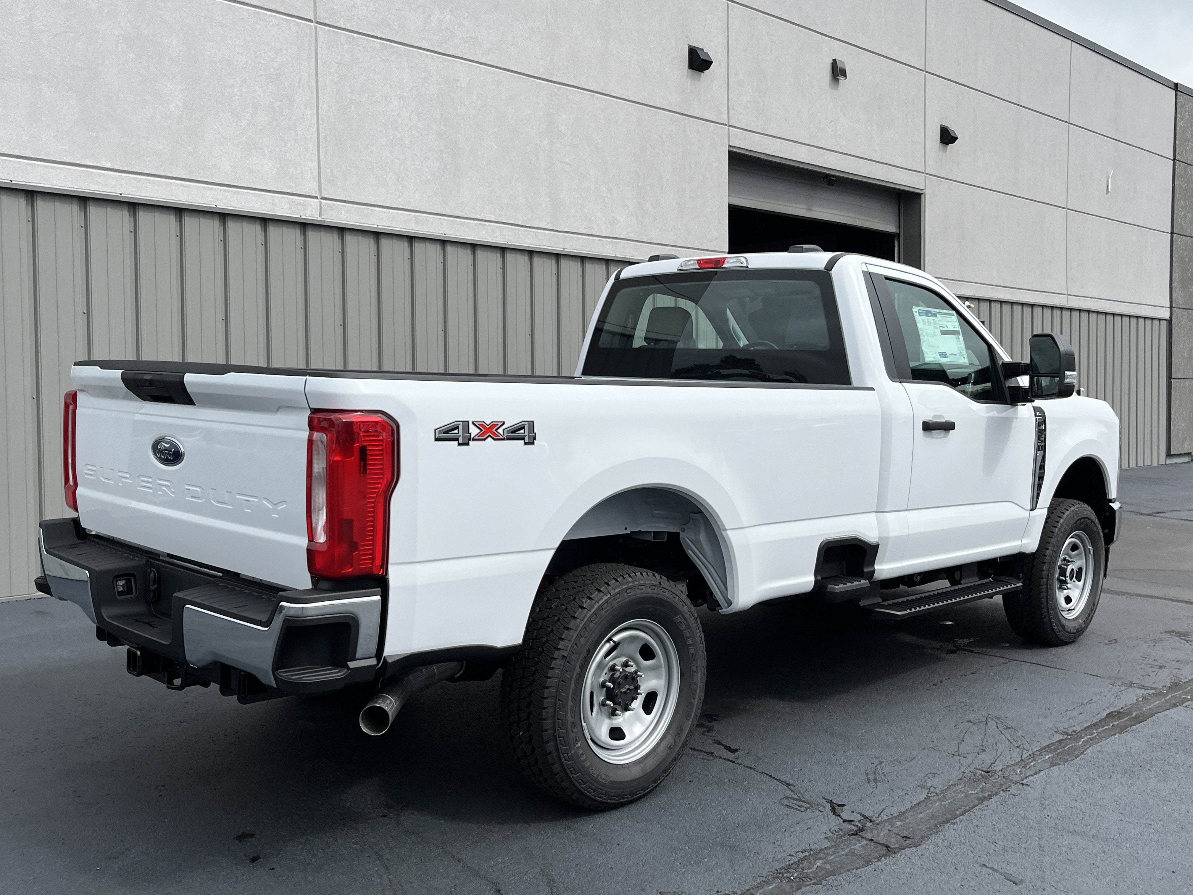 2026 Ford Super Duty F-350 SRW XL