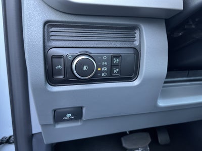 2026 Ford Super Duty F-350 SRW XLT