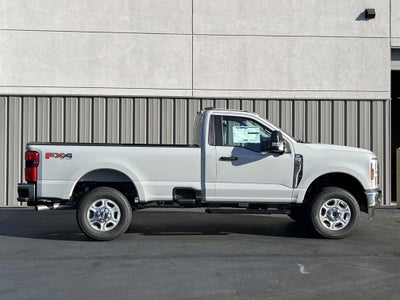 2026 Ford Super Duty F-350 SRW XLT