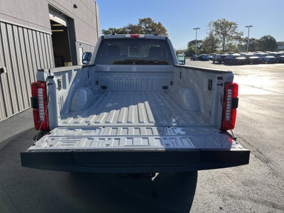 2026 Ford Super Duty F-350 SRW XLT