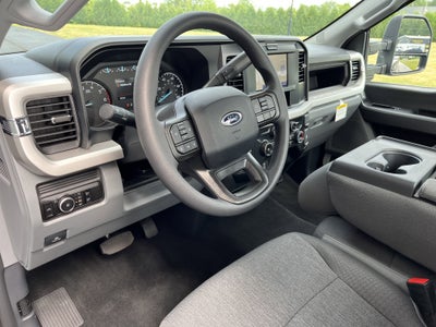 2025 Ford Super Duty F-350 SRW XL