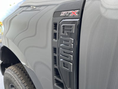 2025 Ford Super Duty F-350 SRW XL