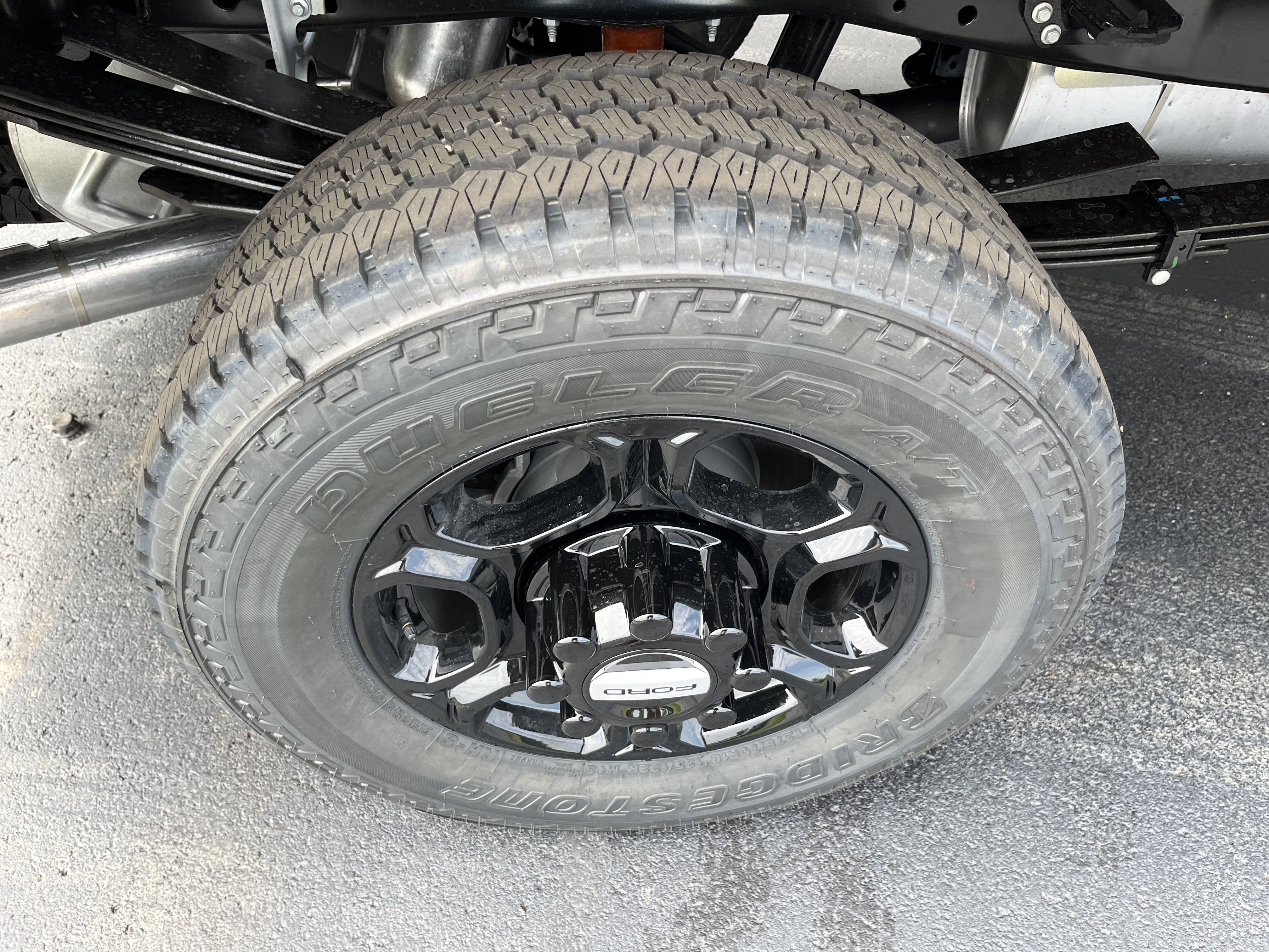 2025 Ford Super Duty F-350 SRW XL