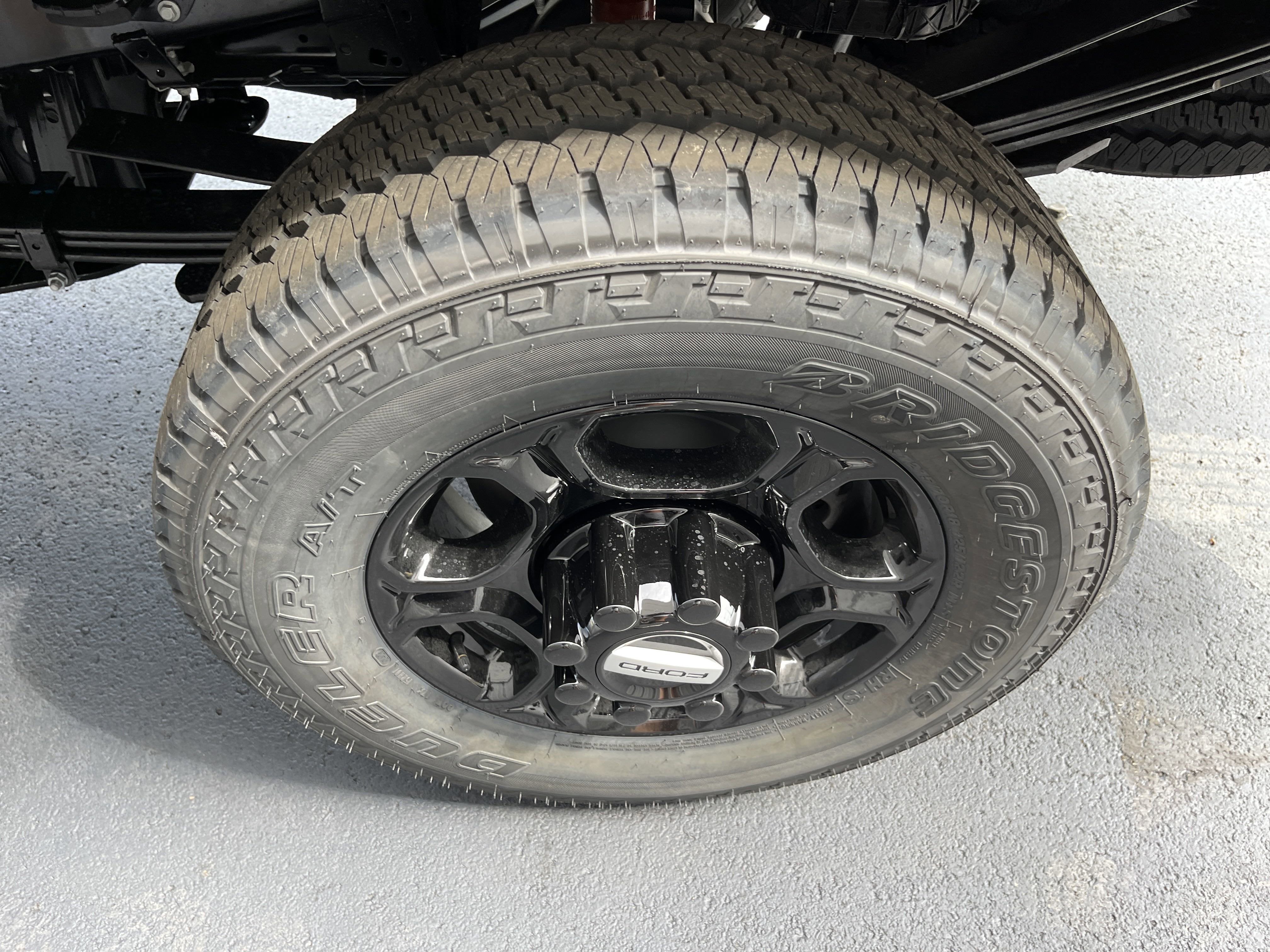 2025 Ford Super Duty F-350 SRW XL