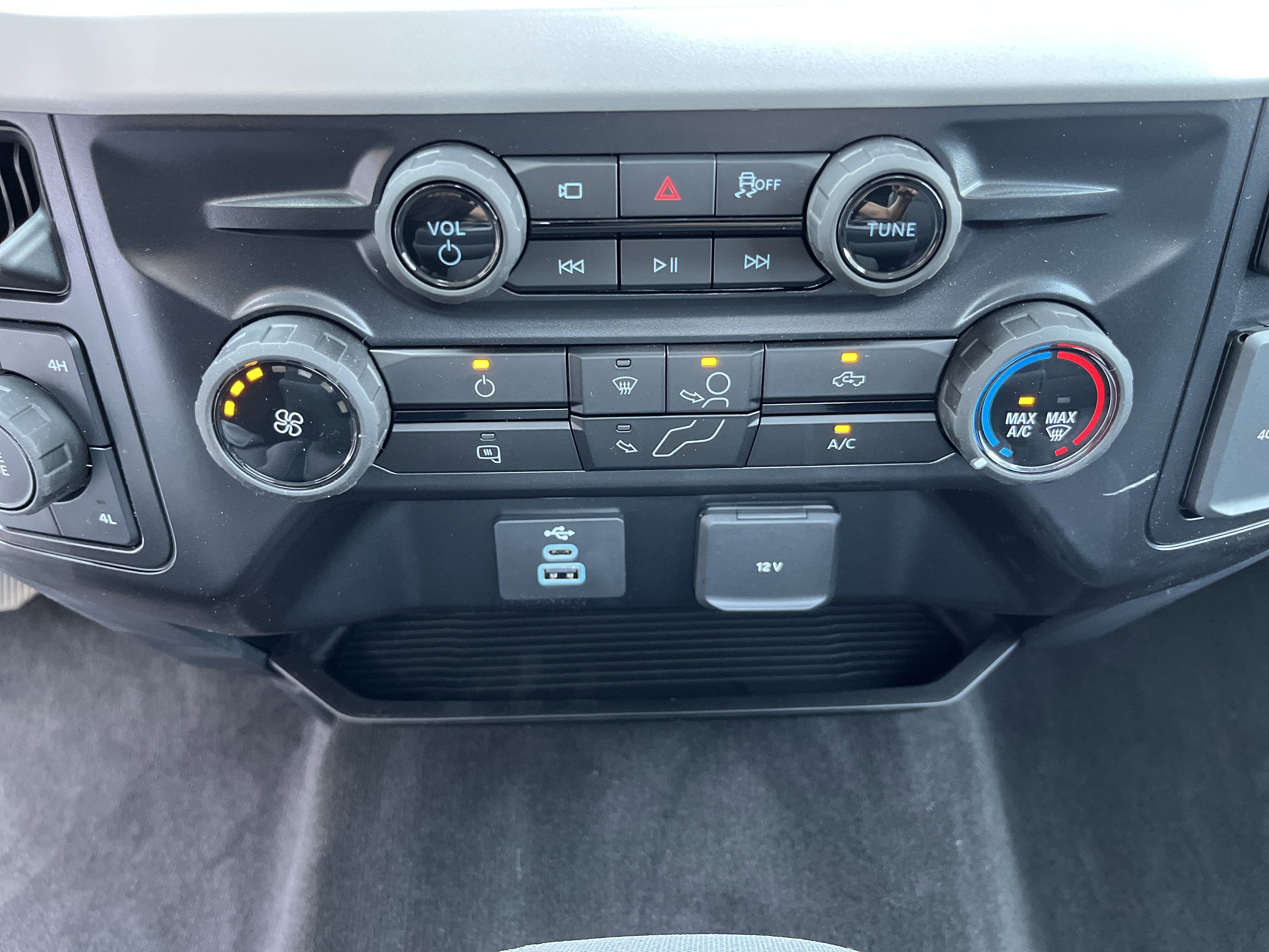 2025 Ford Super Duty F-350 SRW XL