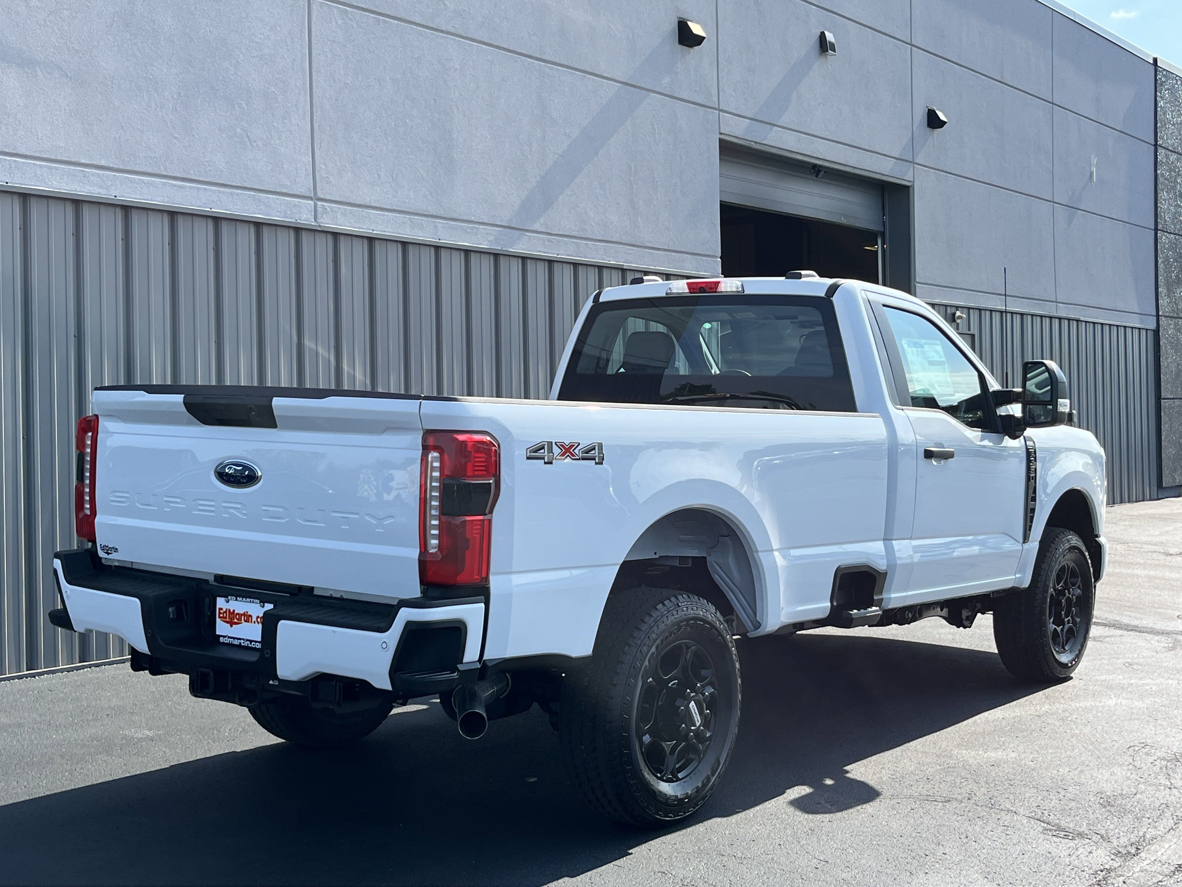 2025 Ford Super Duty F-350 SRW XL