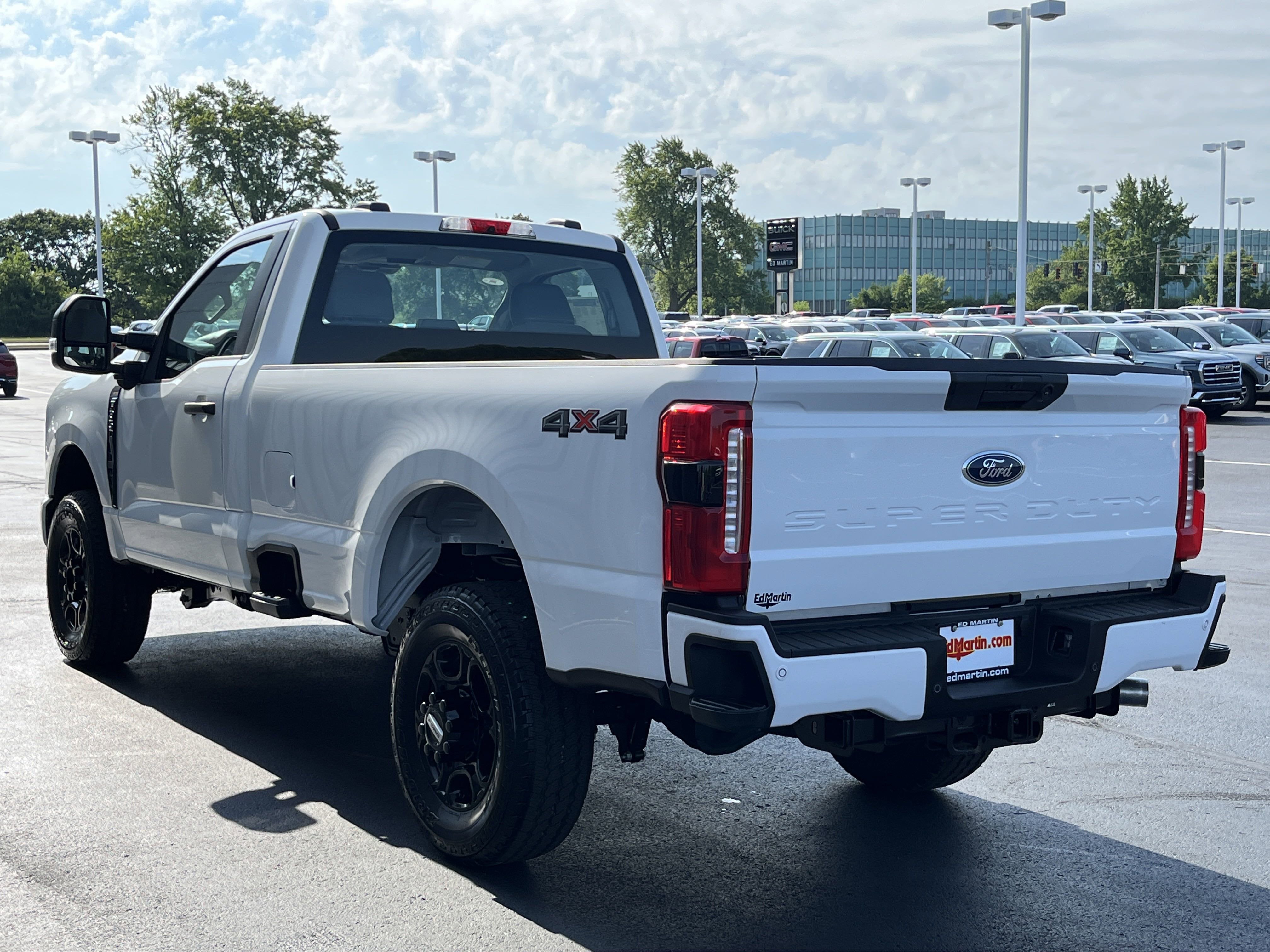 2025 Ford Super Duty F-350 SRW XL