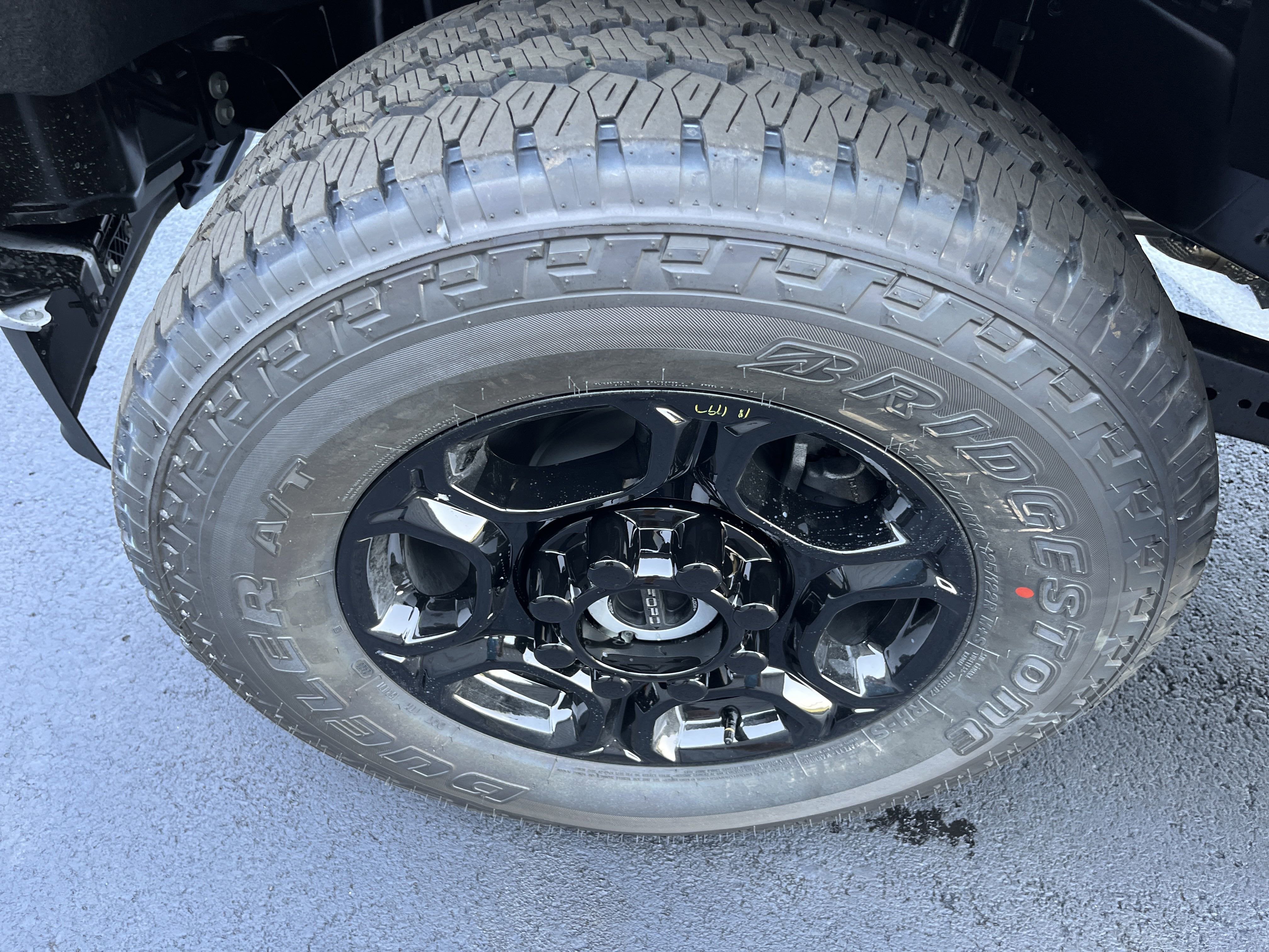 2025 Ford Super Duty F-350 SRW XL