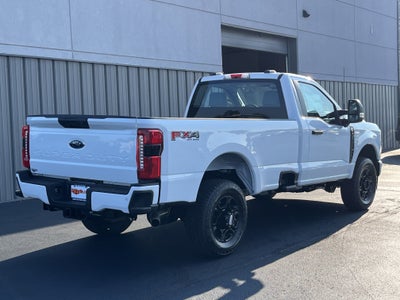 2025 Ford Super Duty F-350 SRW XL