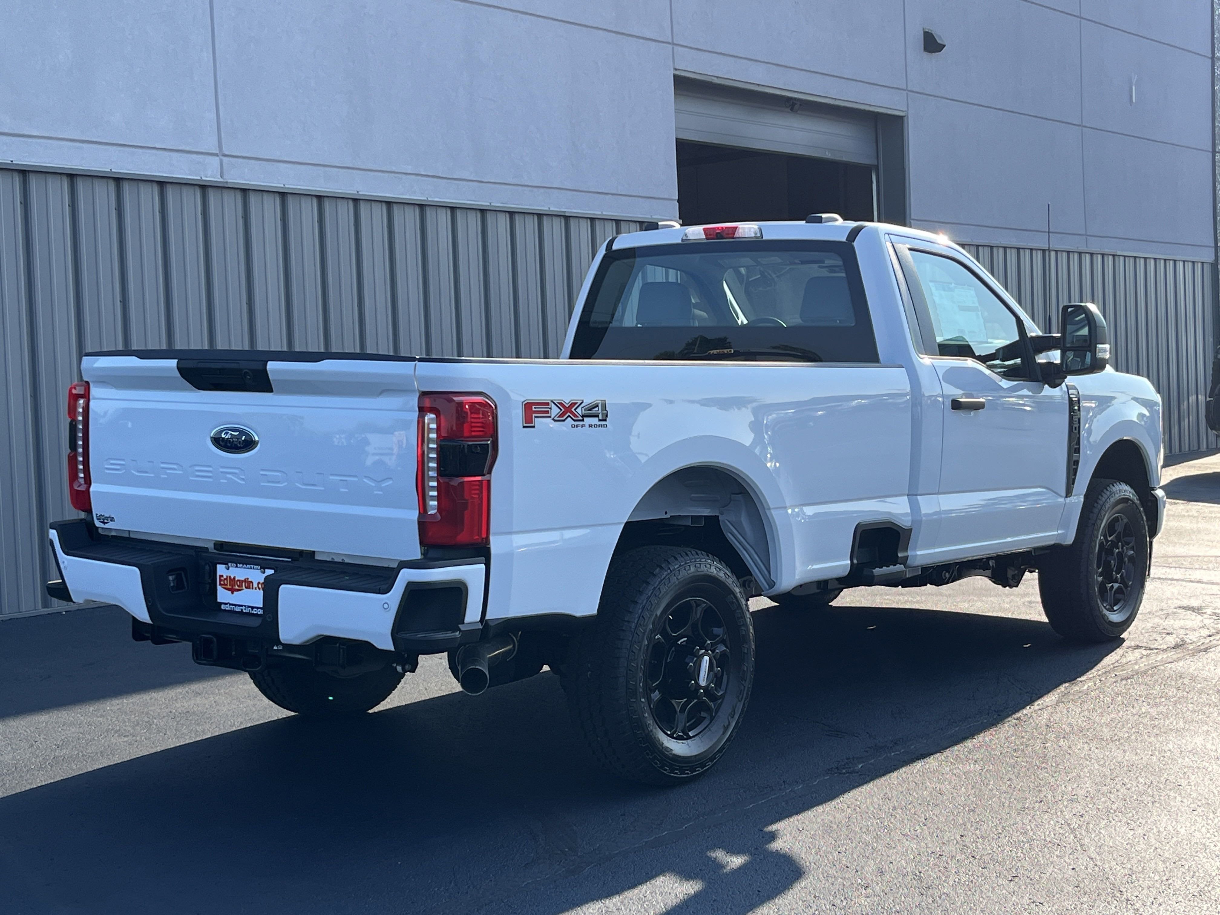 2025 Ford Super Duty F-350 SRW XL