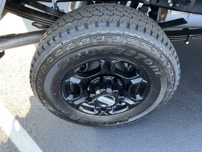 2025 Ford Super Duty F-350 SRW XL